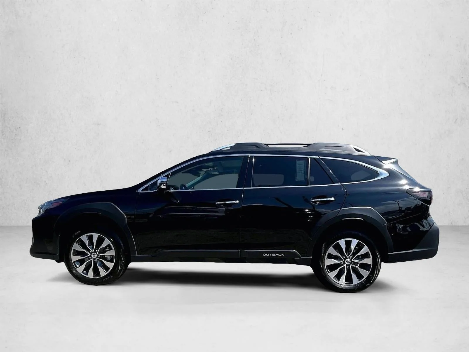 2025 Subaru Outback Touring photo 6