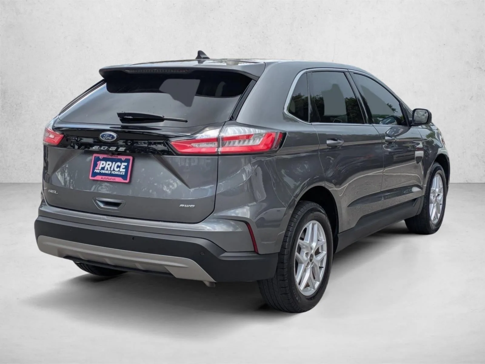 2024 Ford Edge SEL AWD photo 5