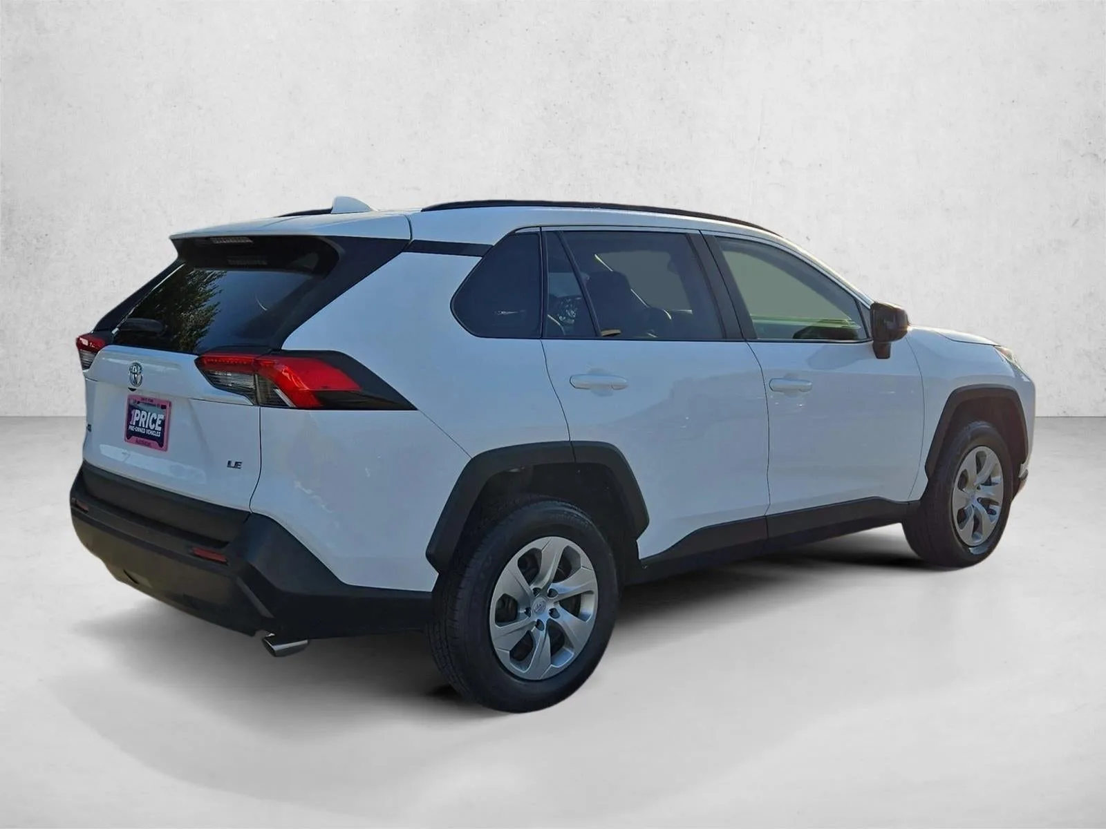 2021 Toyota RAV4 LE FWD (GS) photo 5