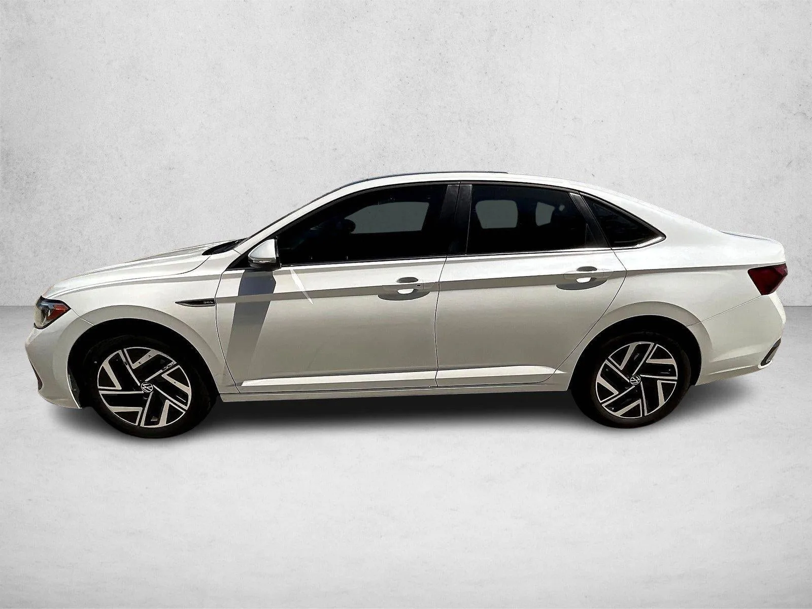 2024 Volkswagen Jetta SEL Auto photo 4