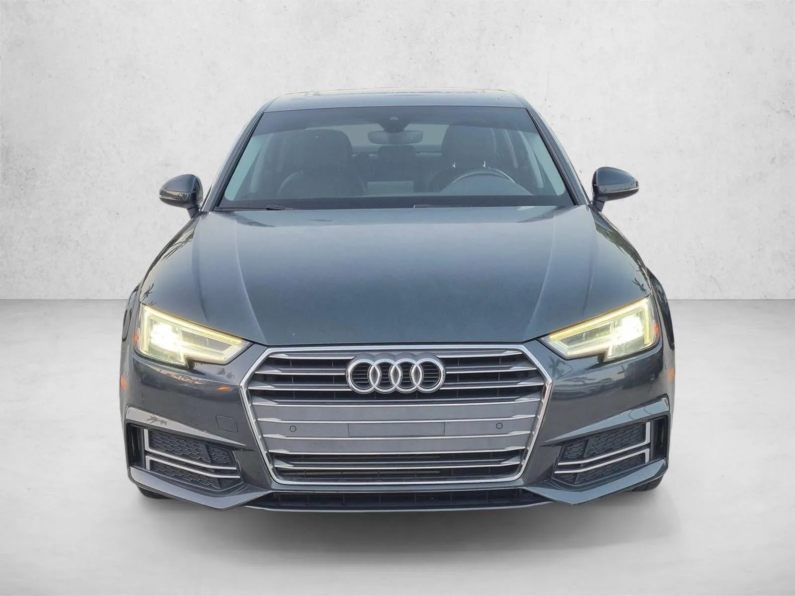 2017 Audi A4 2.0 TFSI Auto Premium Plus FWD photo 2