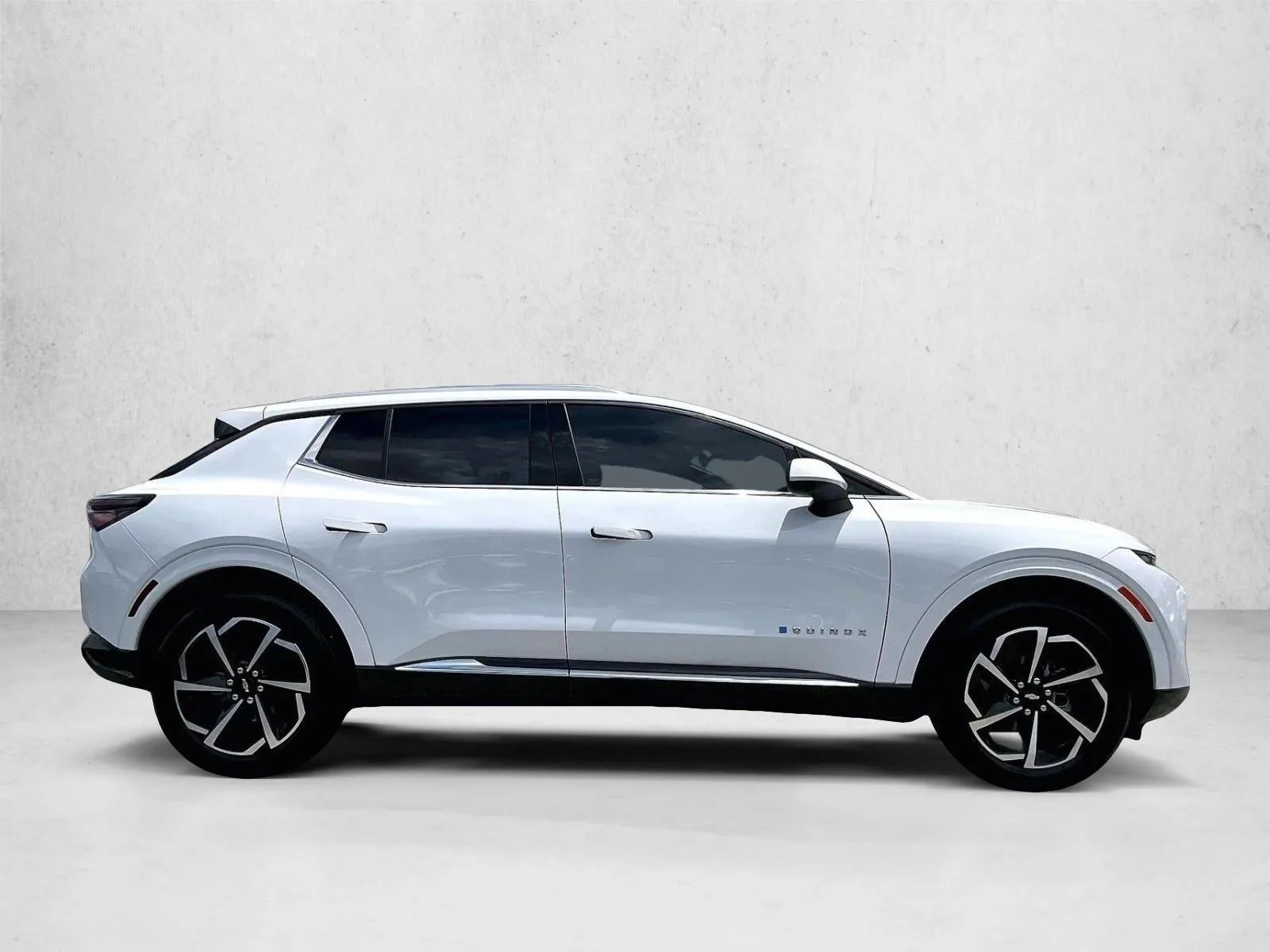 2024 Chevrolet Blazer EV LT photo 5