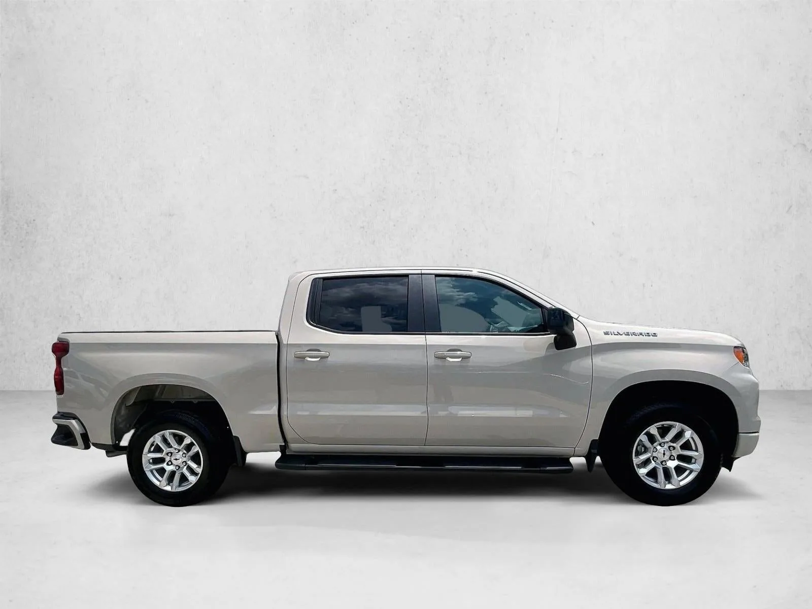 2026 Chevrolet Silverado 1500 RST photo 5