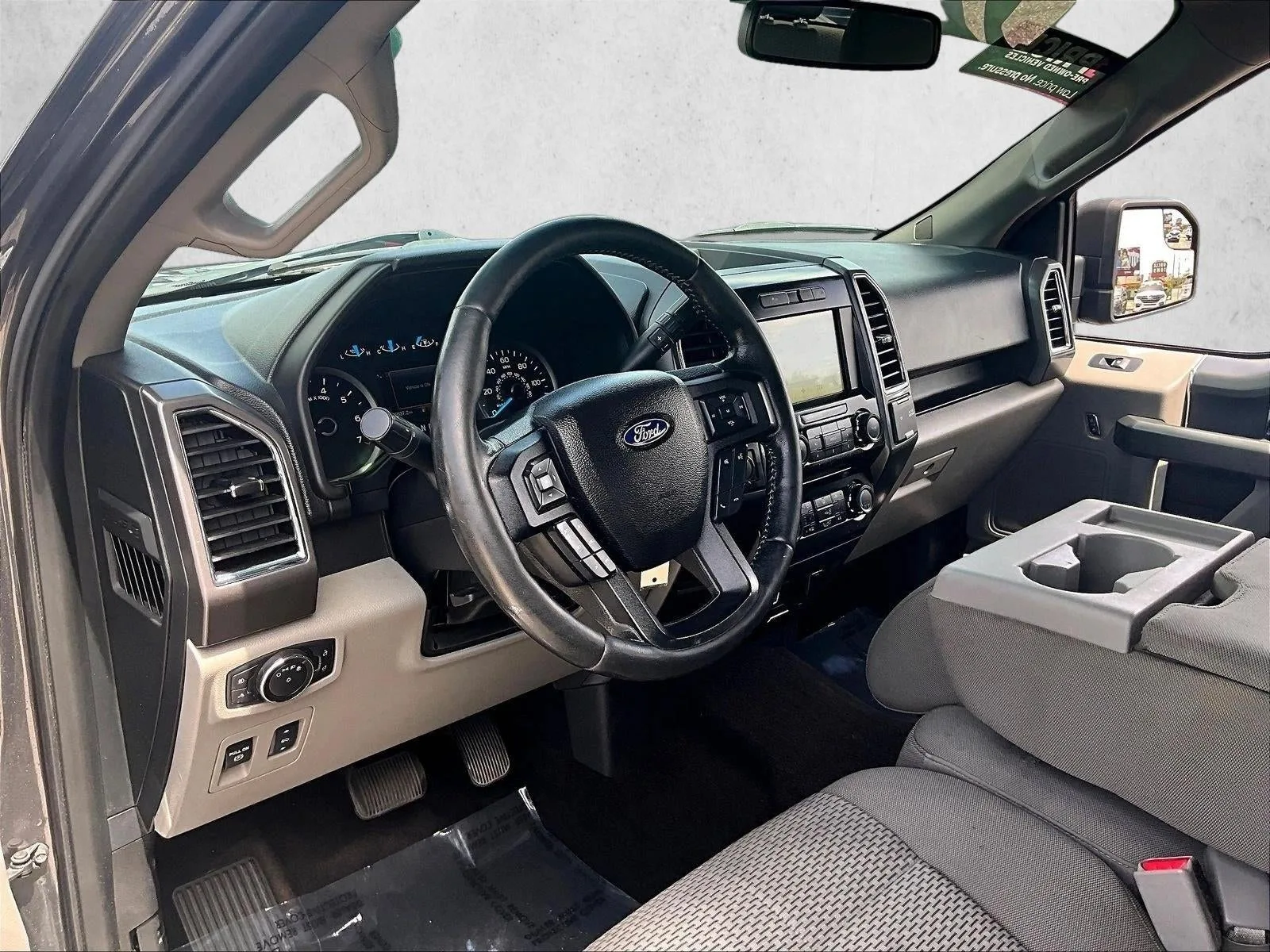2017 Ford F-150 XL photo 12