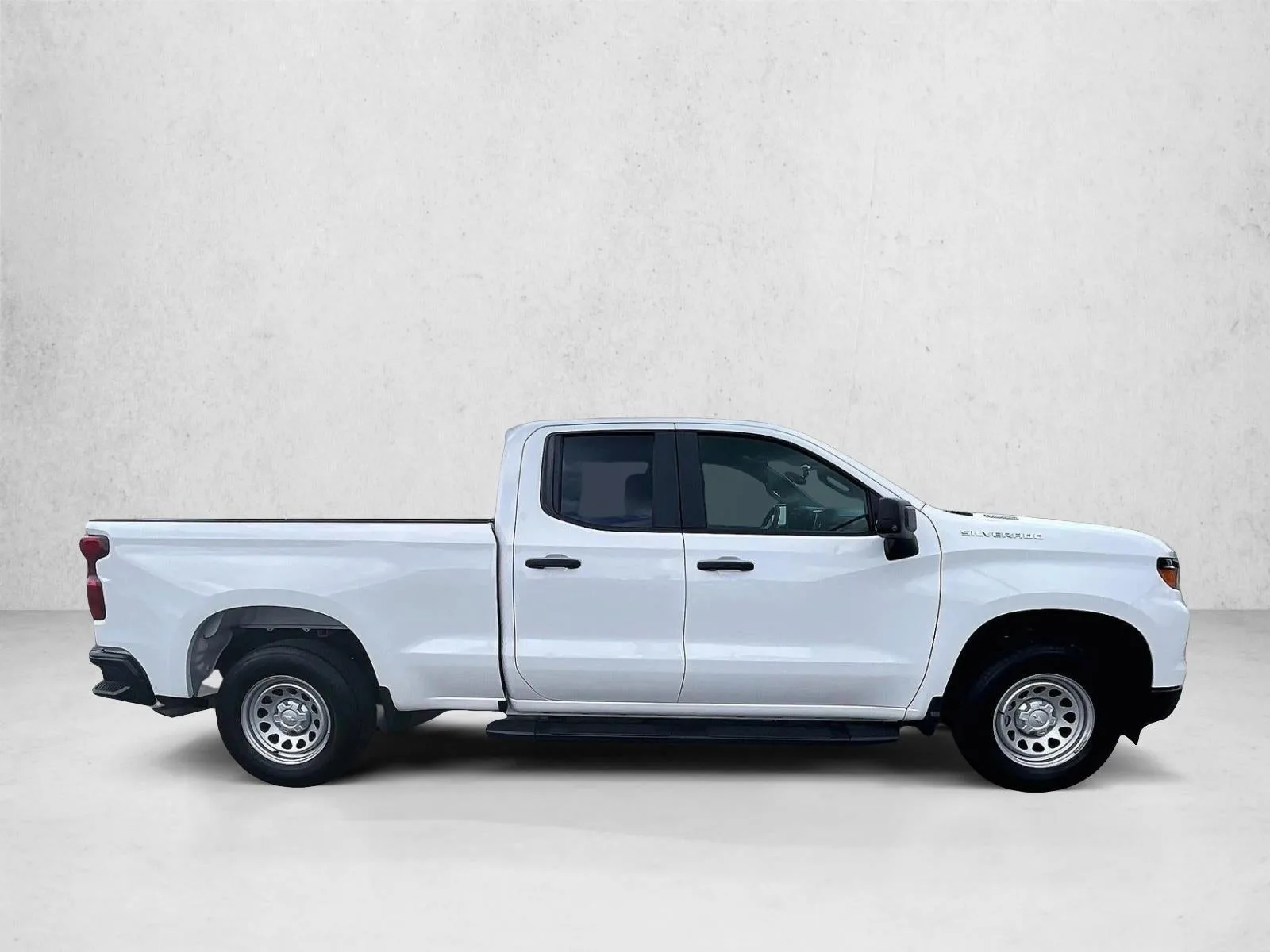 2025 Chevrolet Silverado 1500 WT photo 5