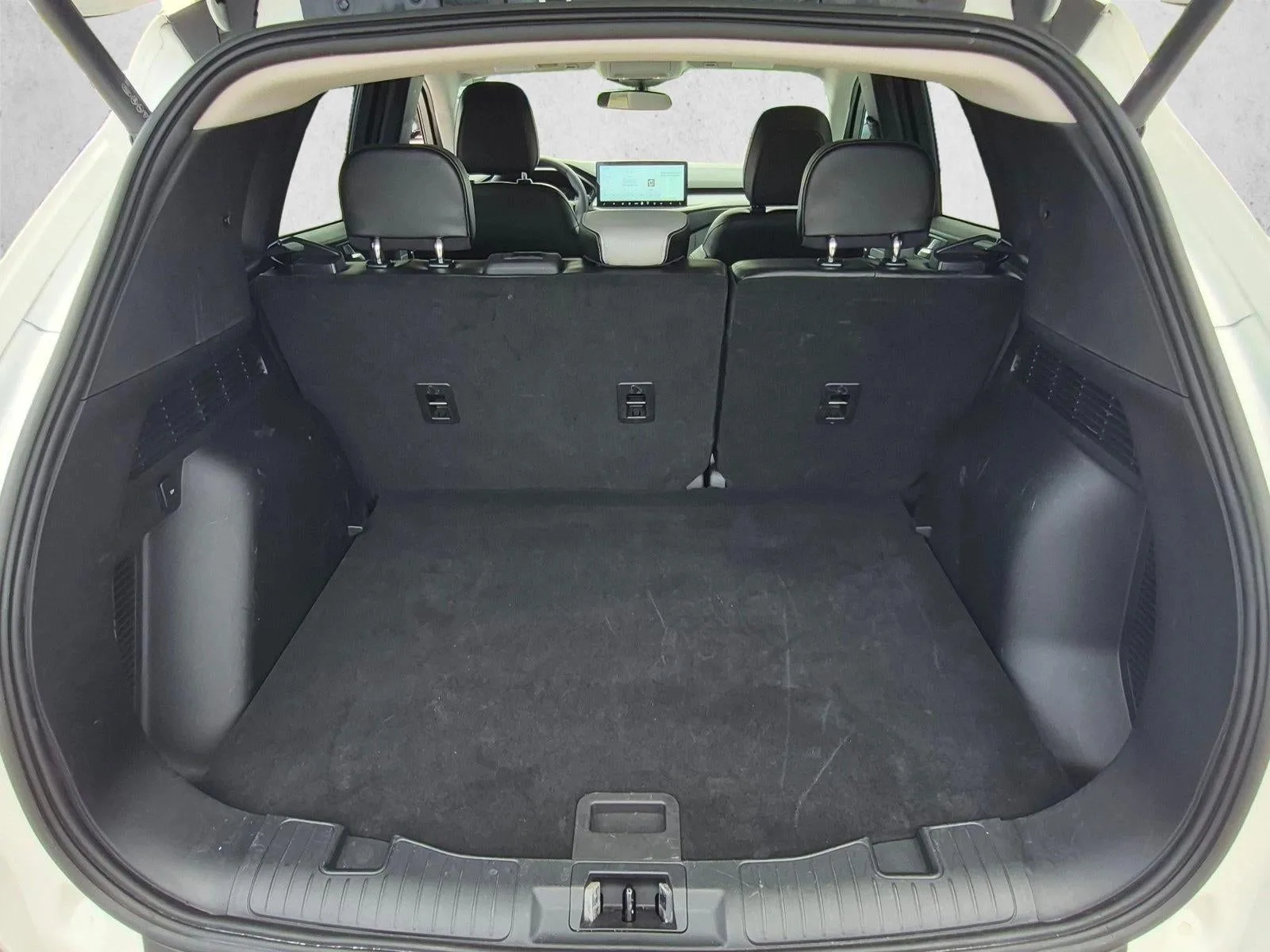 2024 Ford Escape PHEV FWD photo 6