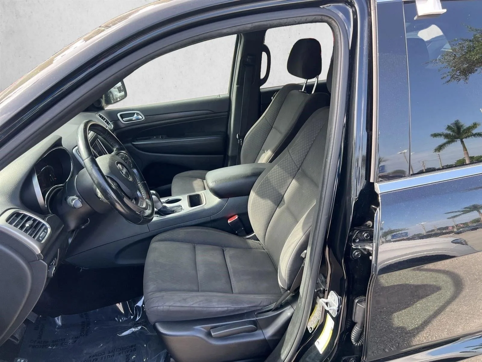 2018 Jeep Grand Cherokee Laredo 4x2 *Ltd Avail* photo 11