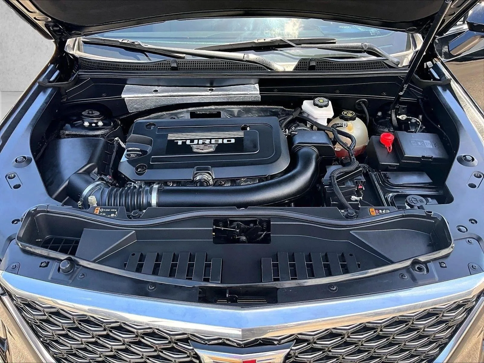 2024 Cadillac XT4 Luxury photo 11