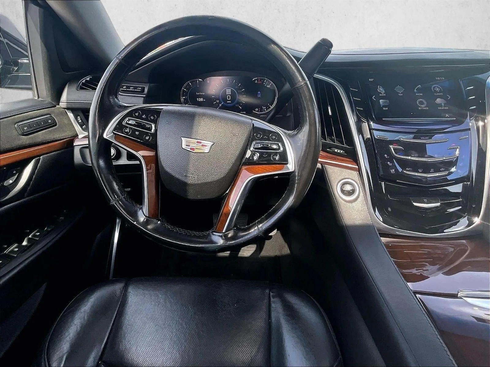 2019 Cadillac Escalade ESV Premium Luxury photo 7