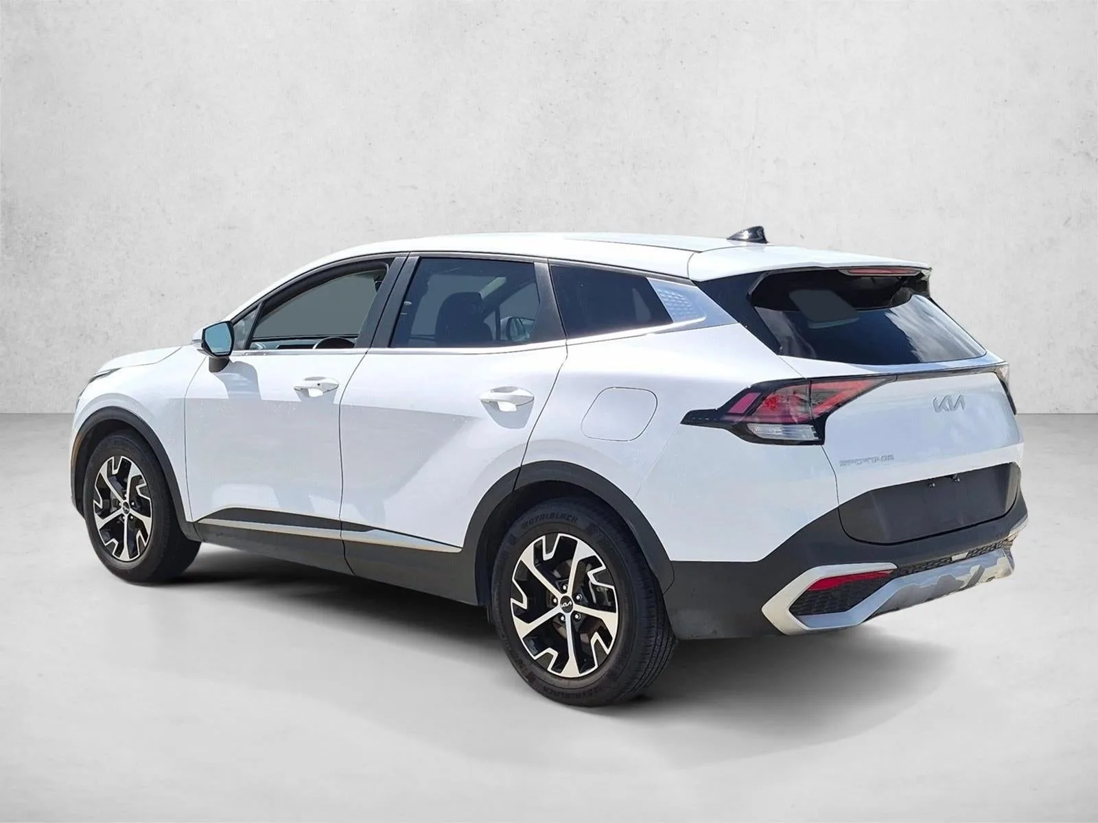 2024 Kia Sportage EX FWD photo 7