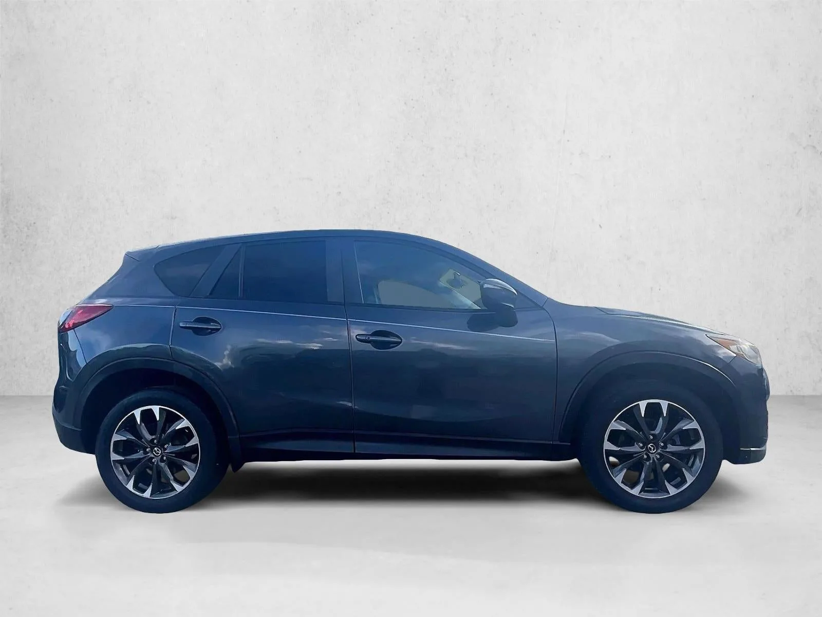 2016 Mazda CX-5 Grand Touring photo 5