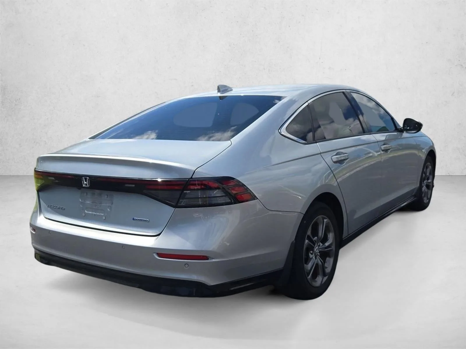 2025 Honda Accord Hybrid EX-L photo 6