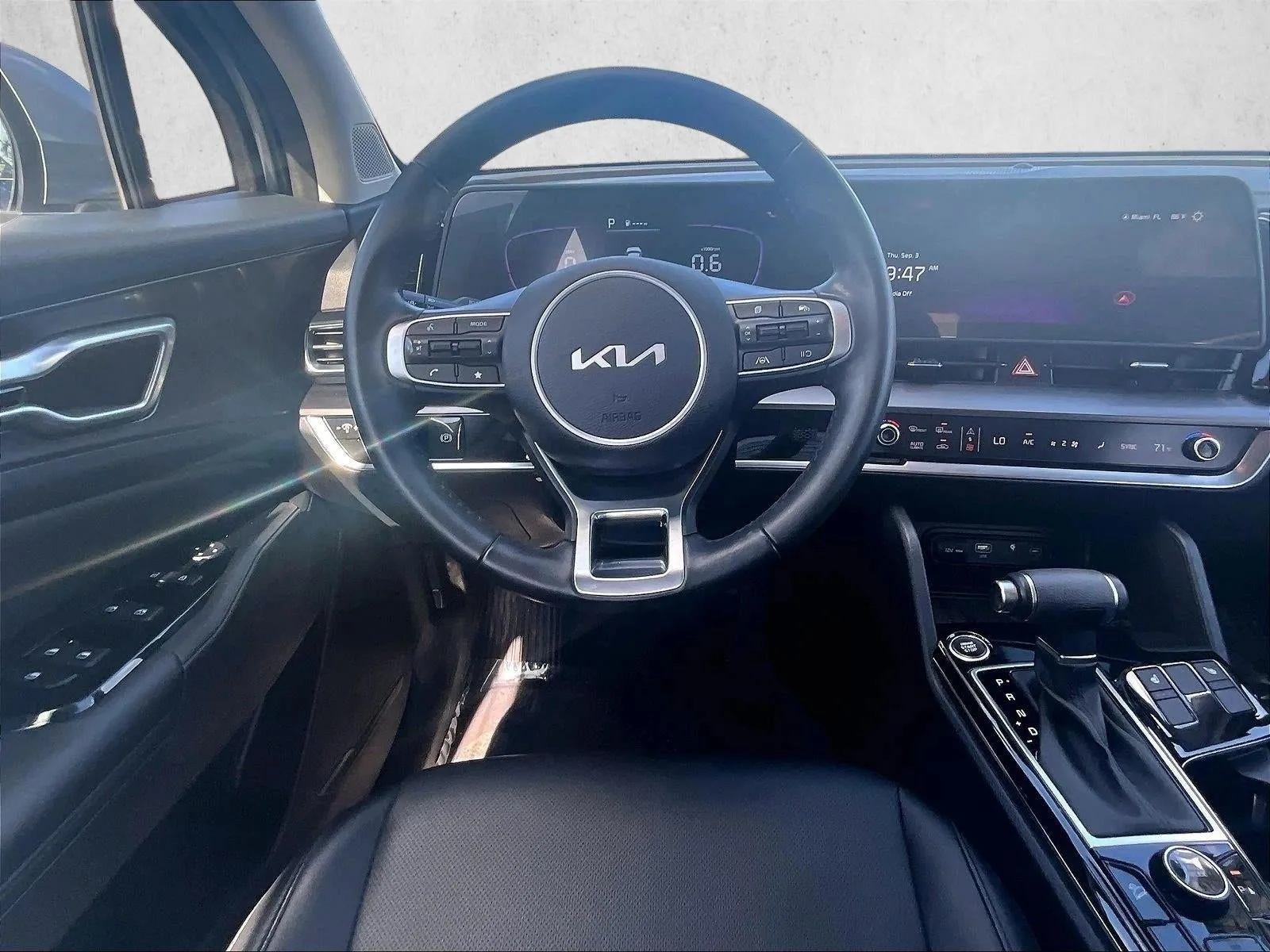 2025 Kia Sportage EX photo 7