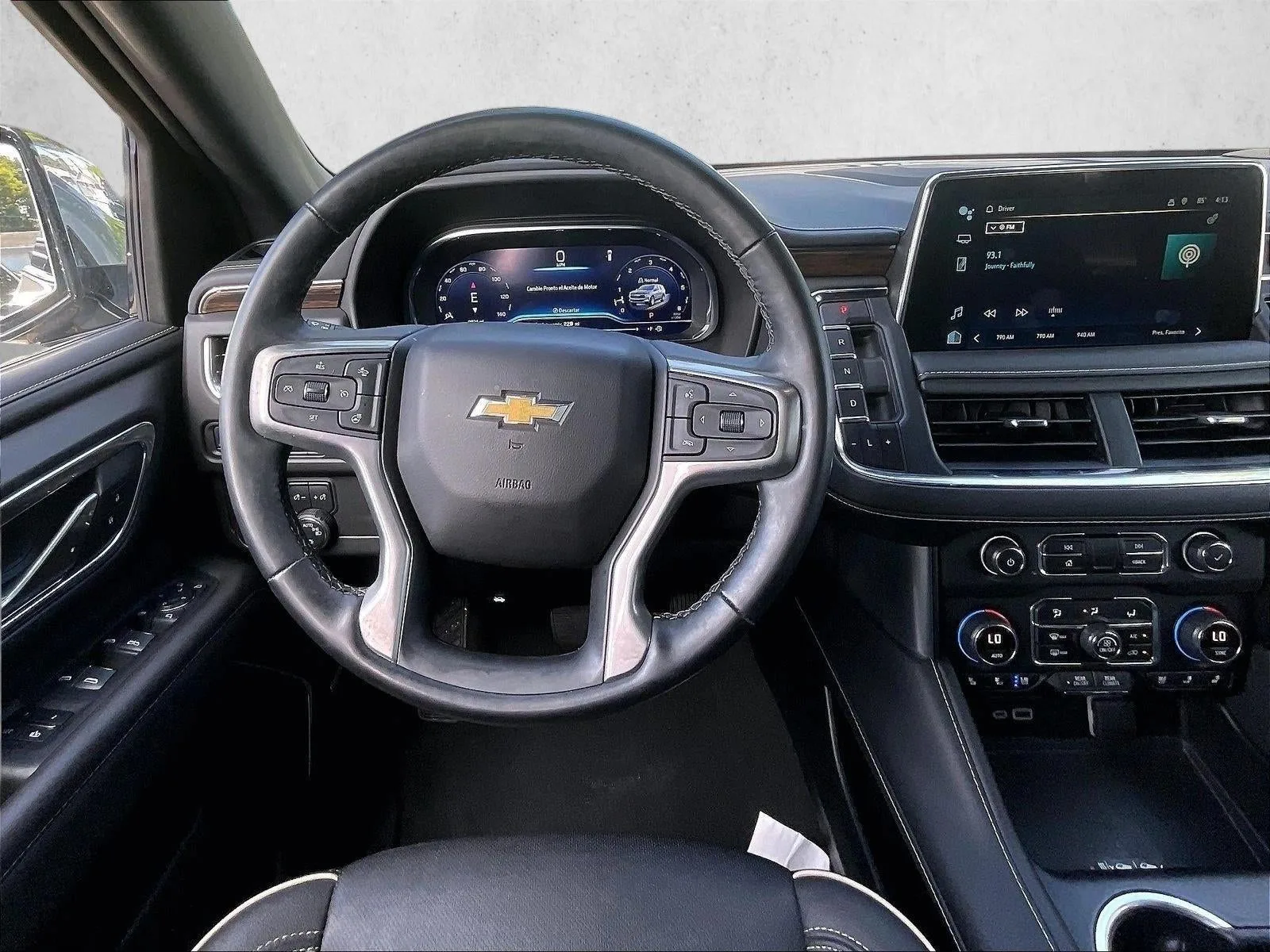 2024 Chevrolet Tahoe Premier photo 7