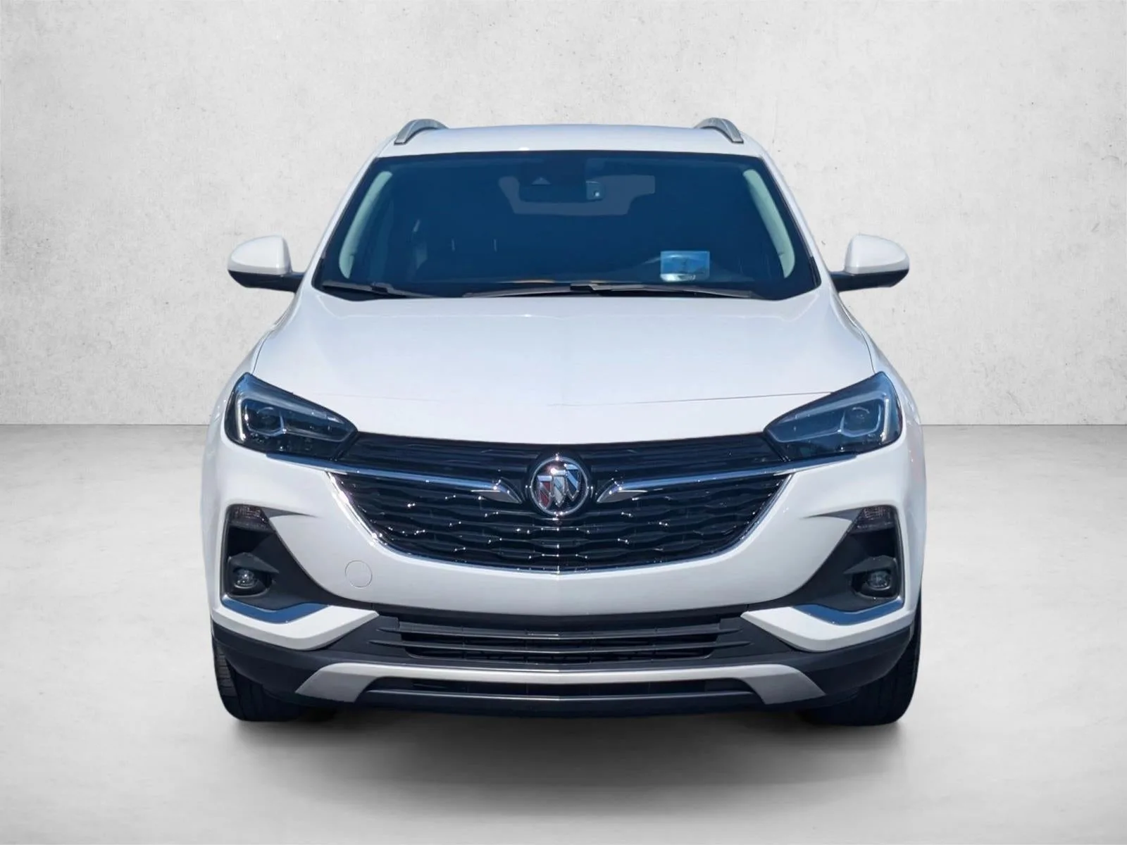 2020 Buick Encore GX Essence FWD photo 2