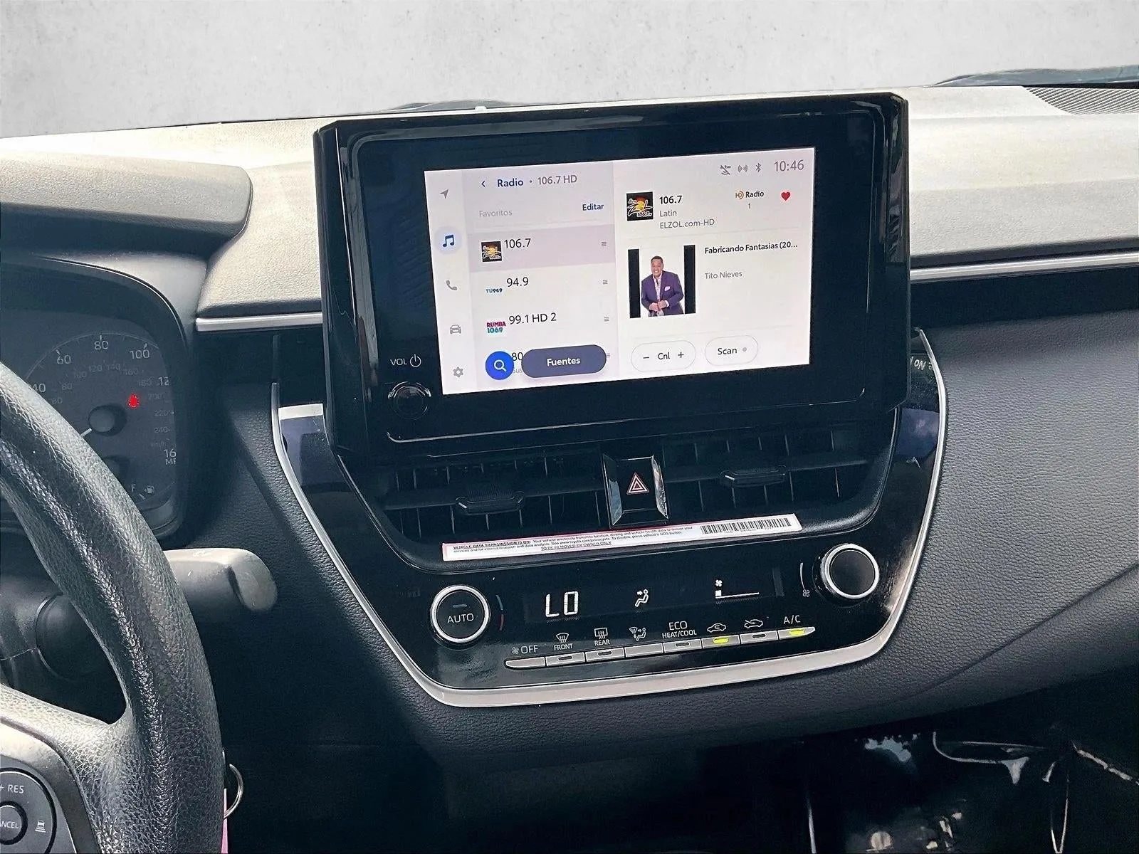 2024 Toyota Corolla LE photo 8