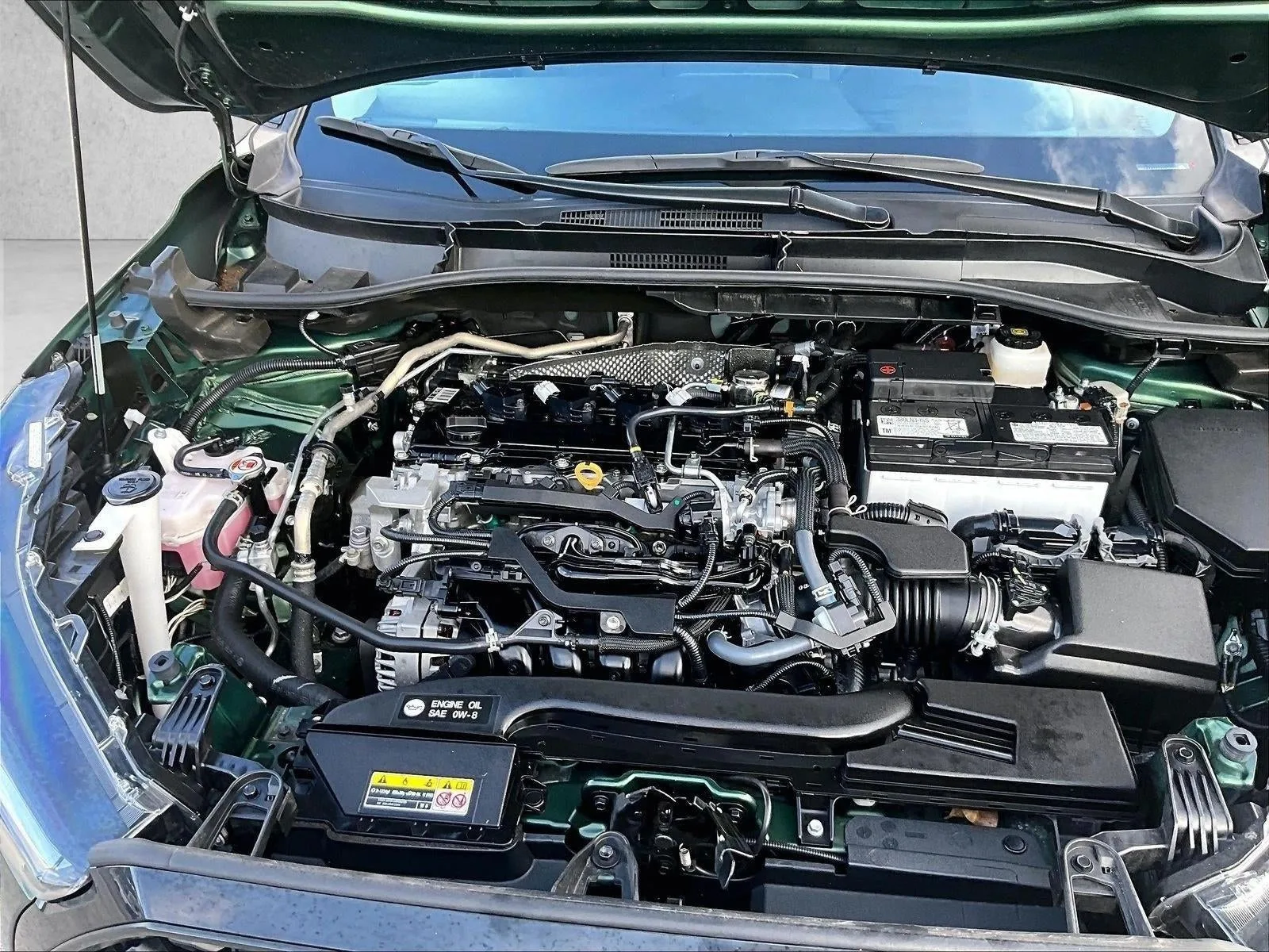 2025 Toyota Corolla Cross LE photo 11