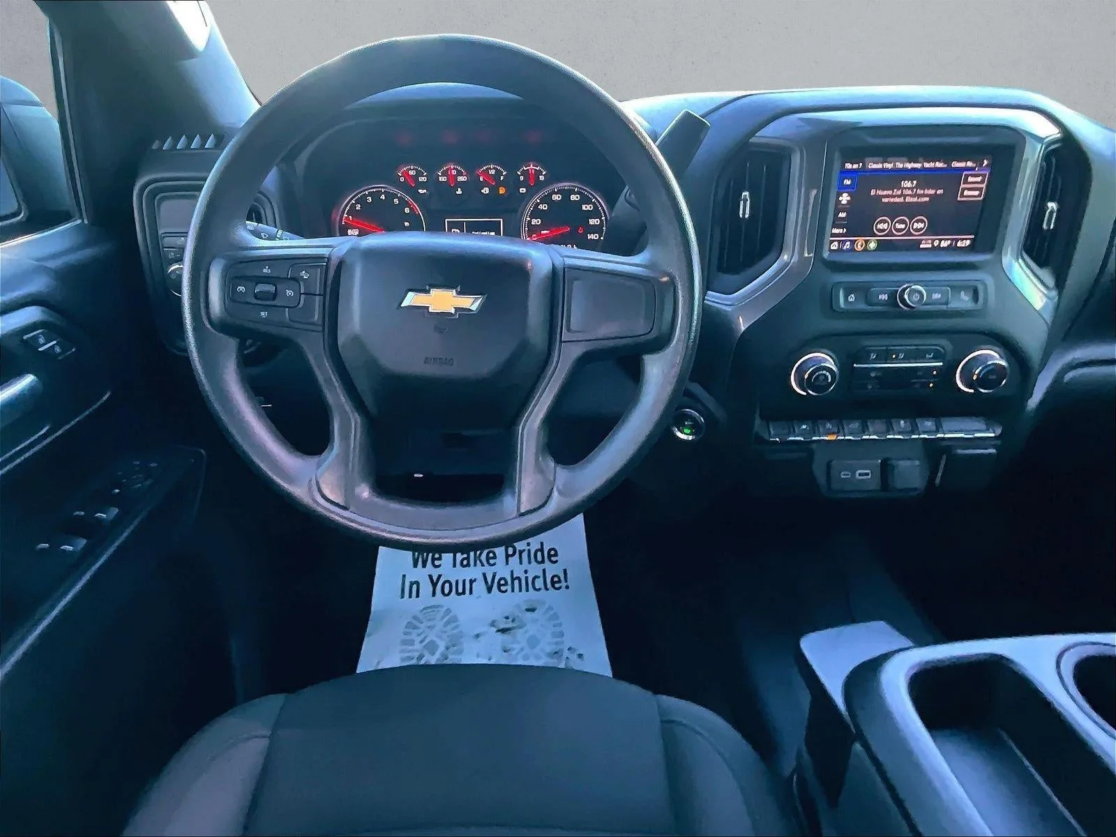 2024 Chevrolet Silverado 1500 Custom photo 7