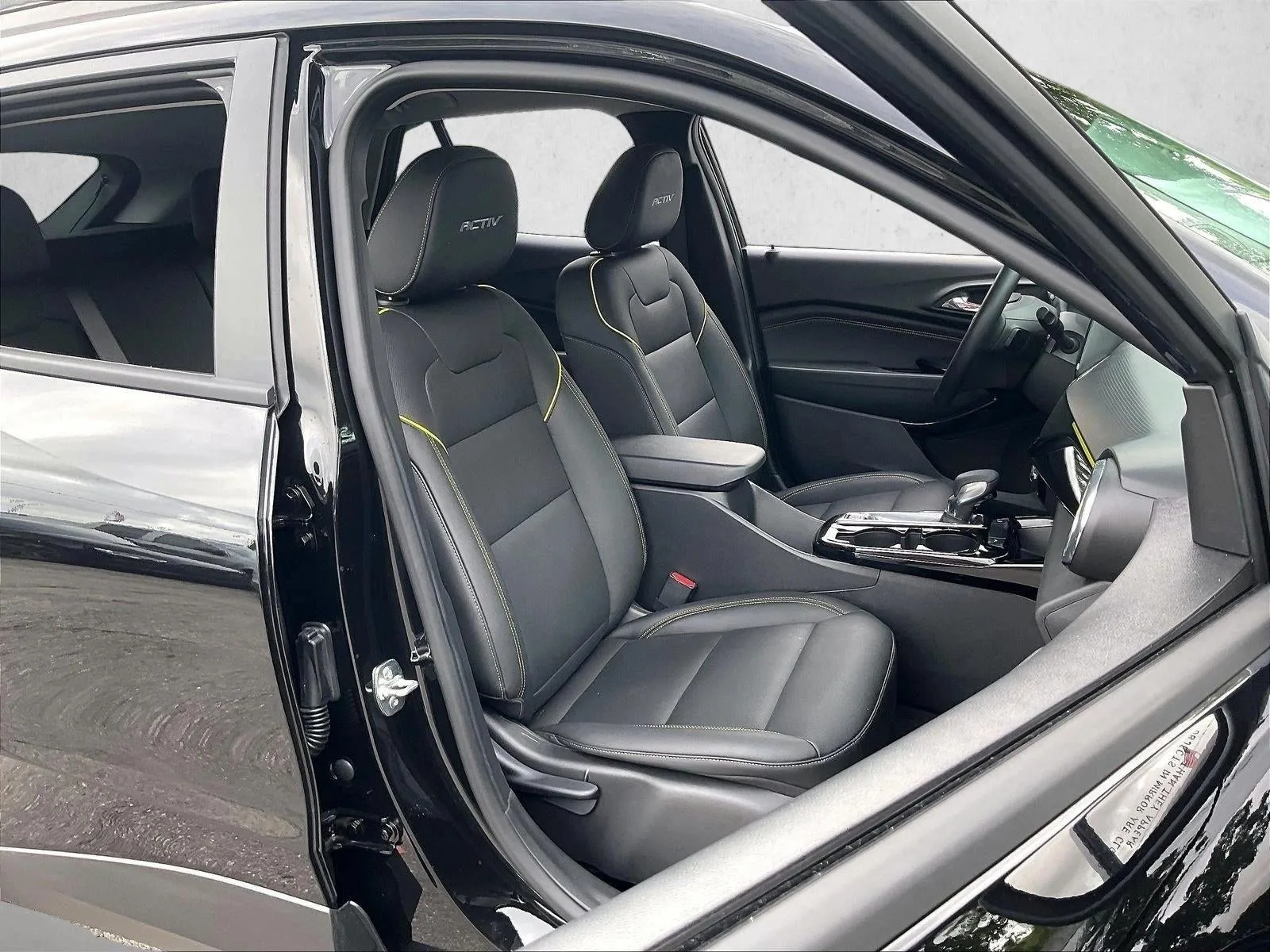 2026 Chevrolet Trax ACTIV photo 9