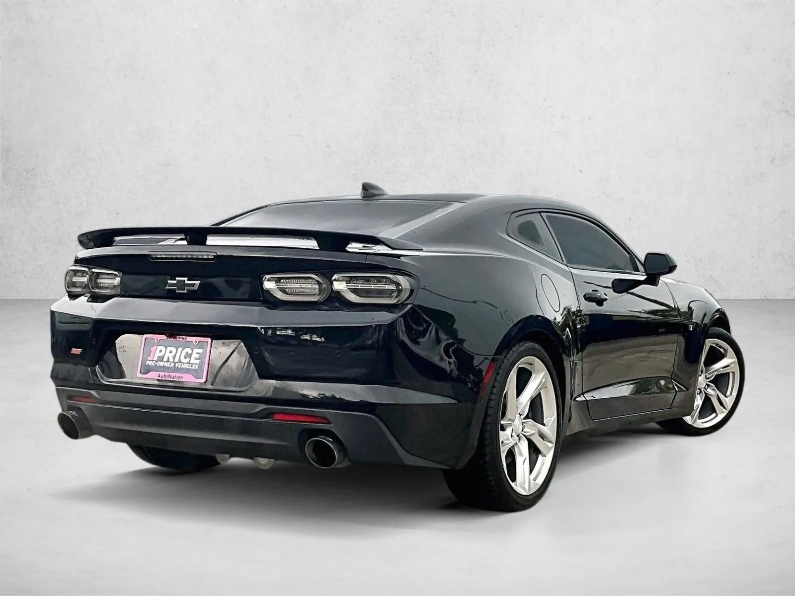 2019 Chevrolet Camaro 2SS photo 2