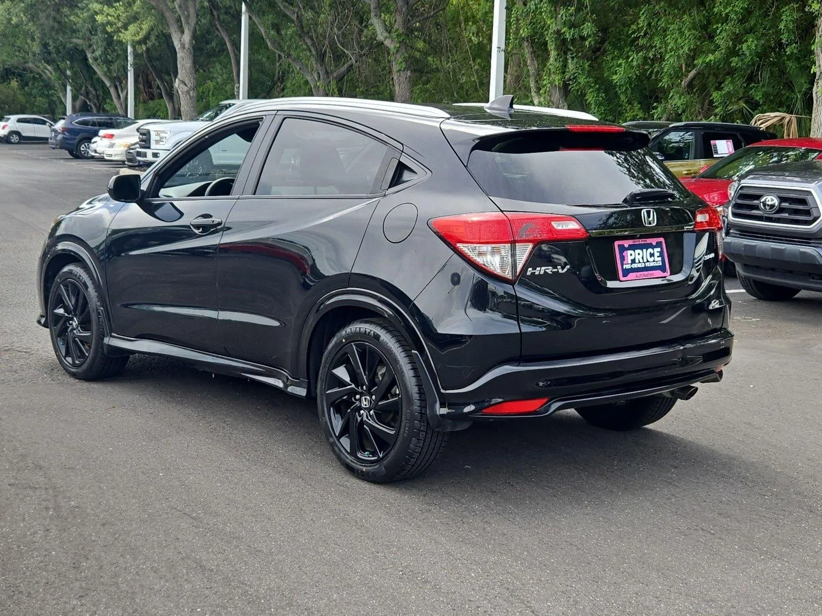 2021 Honda HR-V Sport 2WD CVT photo 8