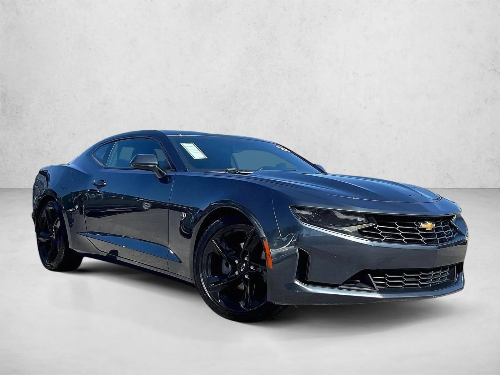 2023 Chevrolet Camaro 1LT photo 11