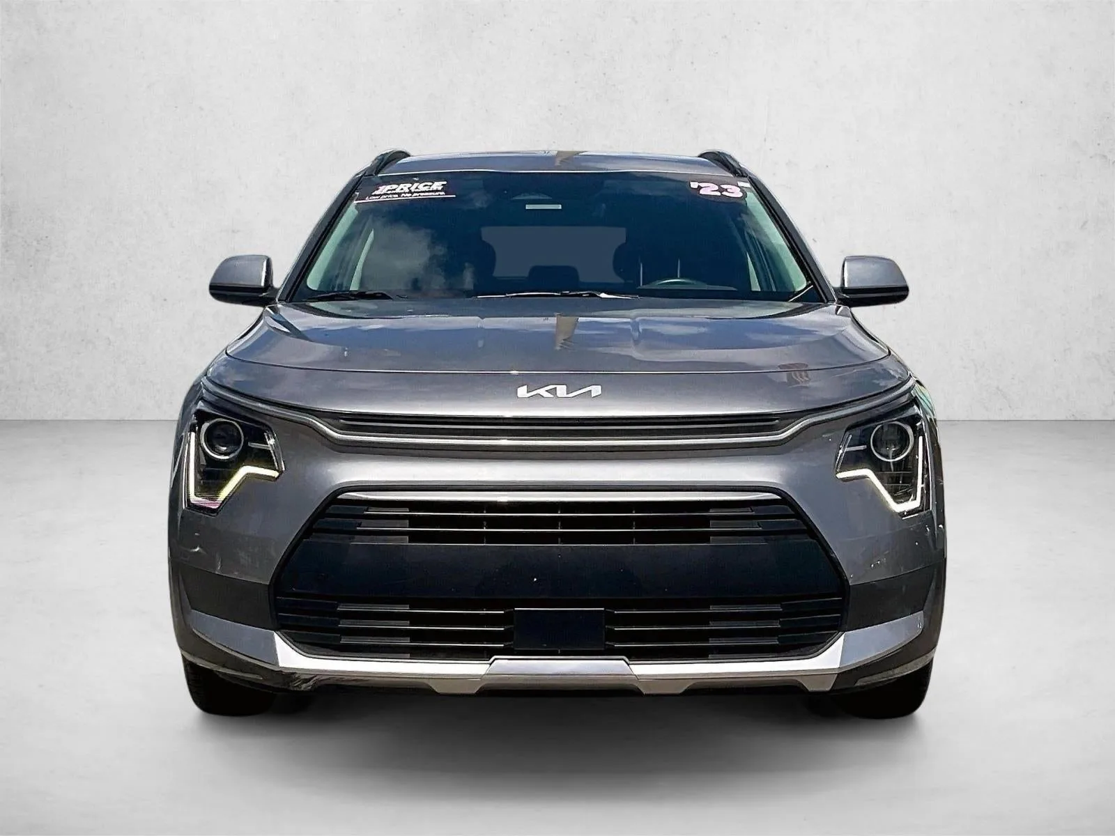 2023 Kia Niro Plug-In Hybrid EX photo 3