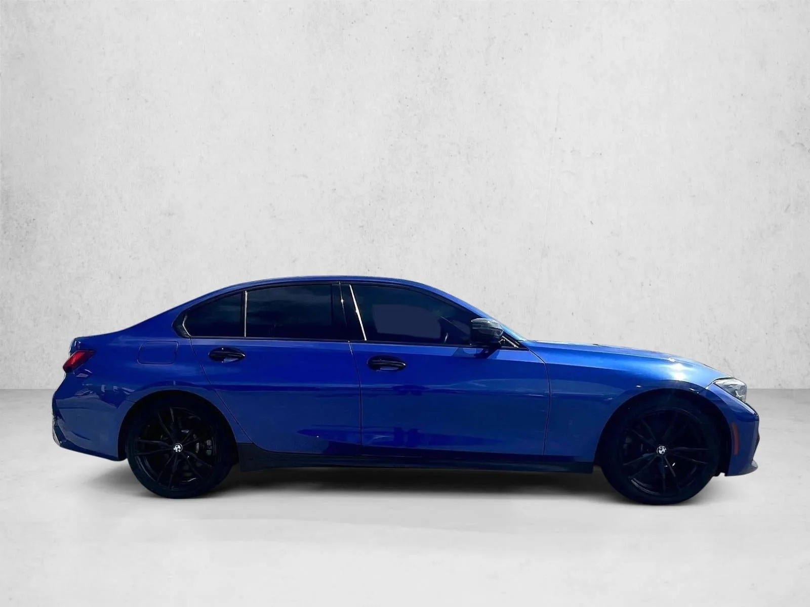 2022 BMW 330i 330i photo 5