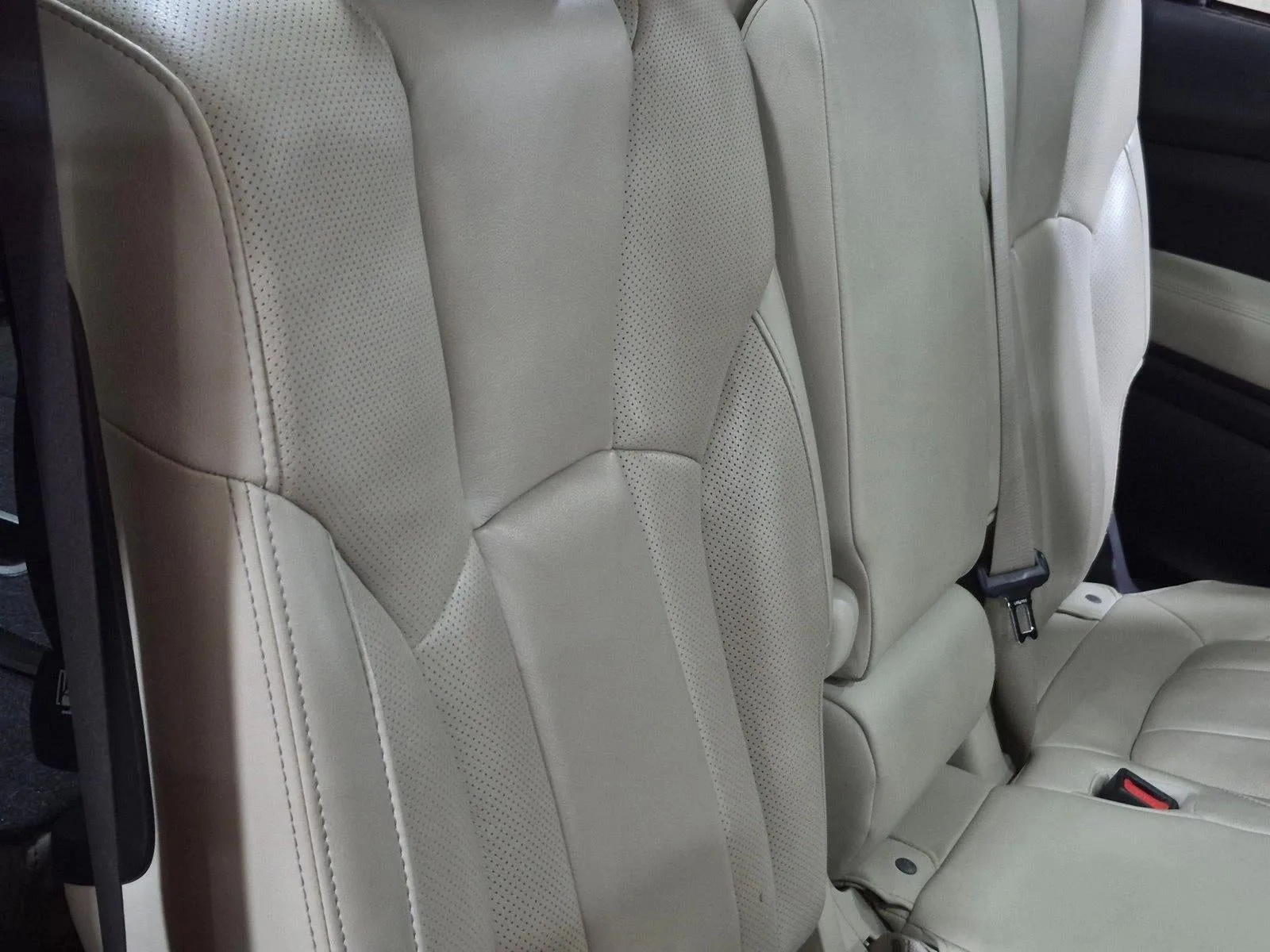 2021 Subaru Ascent Limited 8-Passenger photo 12