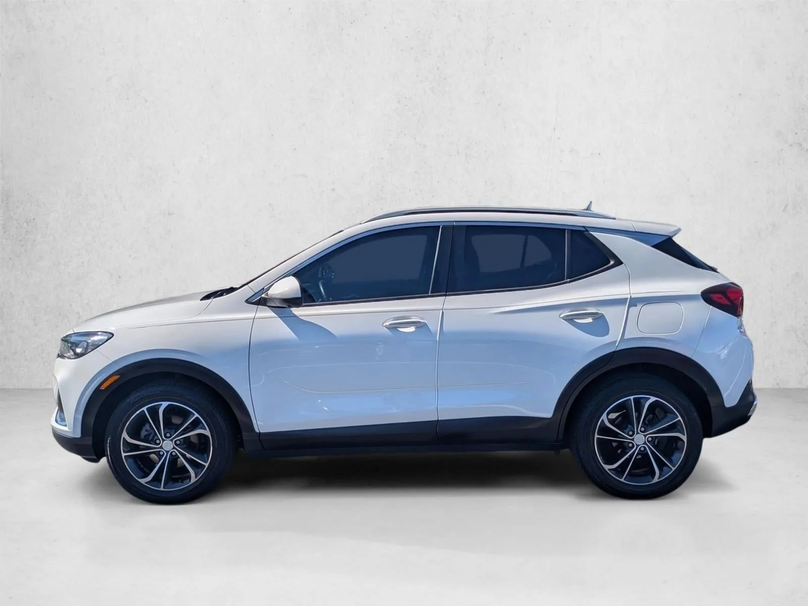 2020 Buick Encore GX Essence FWD photo 9