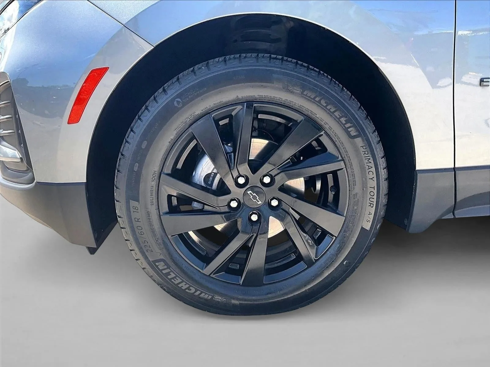 2024 Chevrolet Equinox LS photo 10