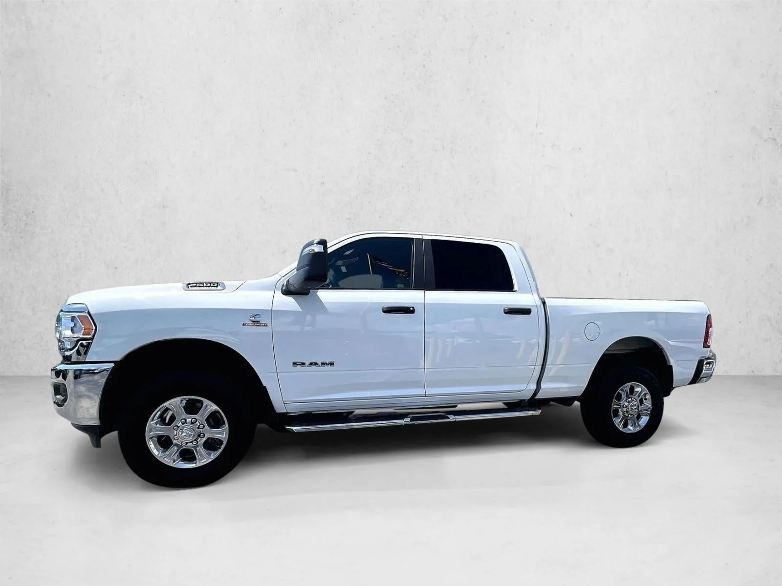 2024 RAM 2500 Big Horn Crew Cab 4x4 6'4" Box photo 6