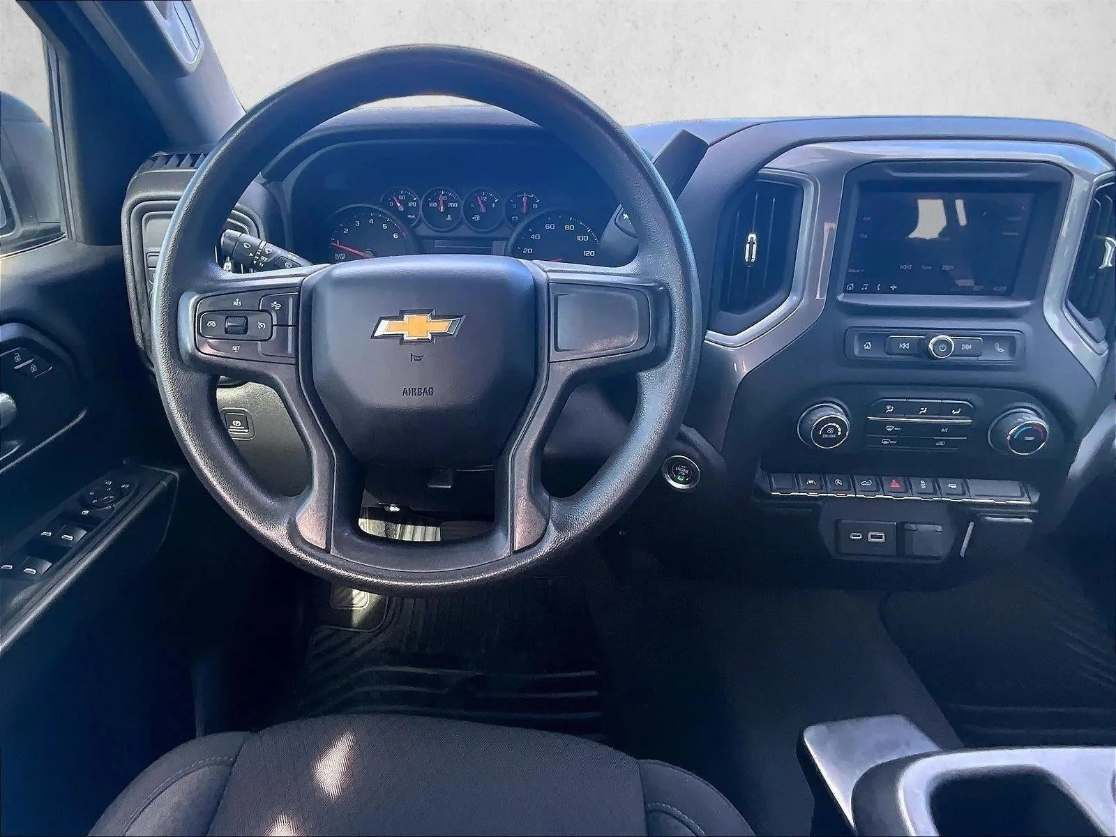 2022 Chevrolet Silverado 1500 Custom photo 7