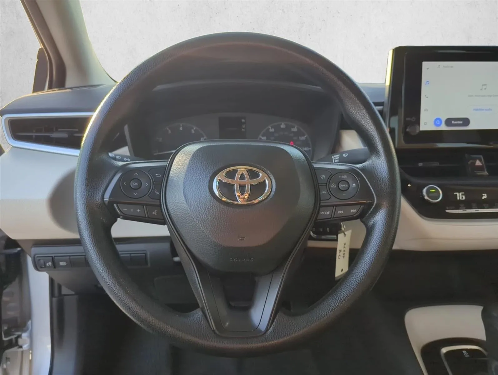 2025 Toyota Corolla LE CVT (Natl) photo 9