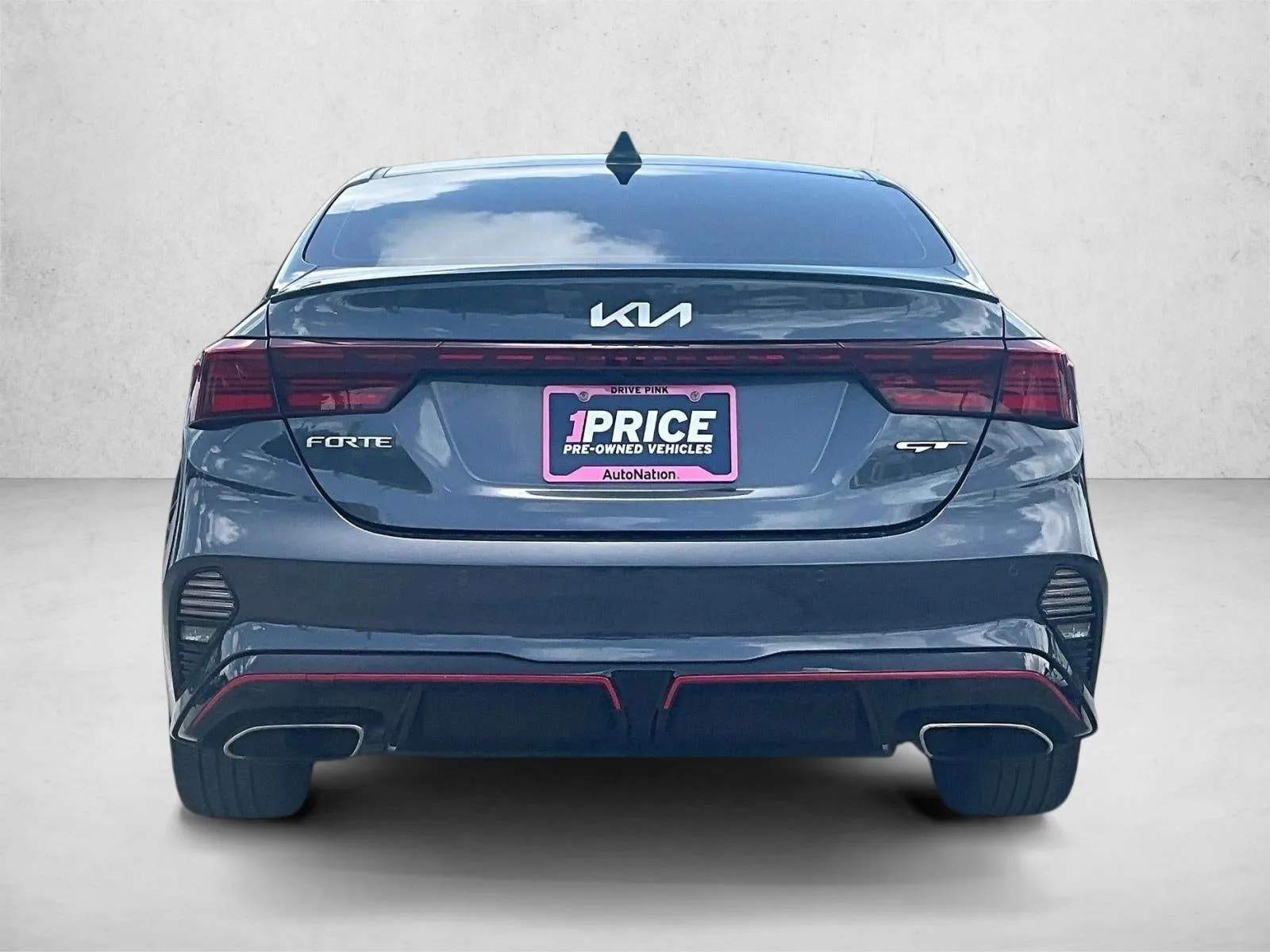 2023 Kia Forte GT photo 4