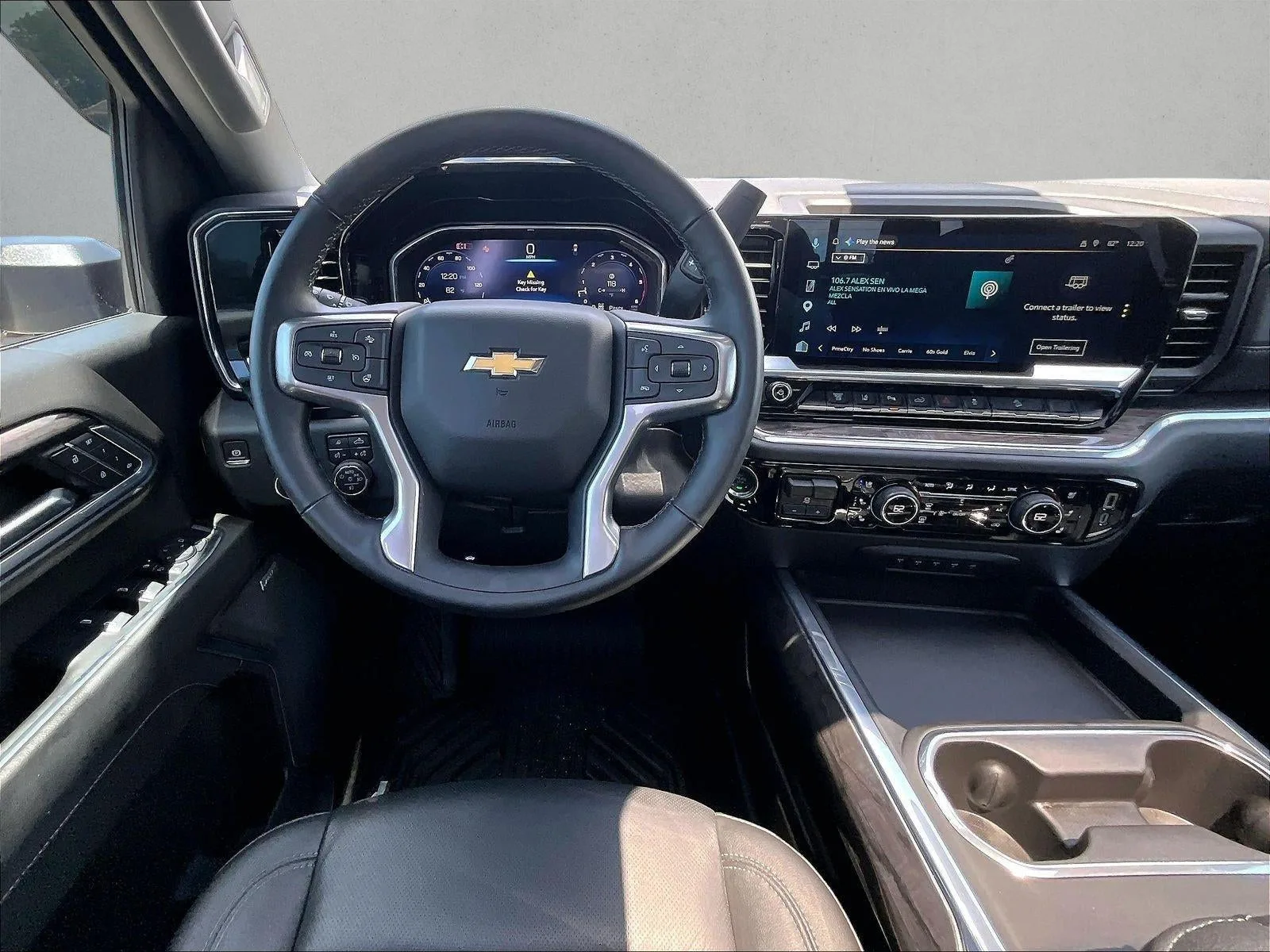 2025 Chevrolet Silverado 3500 HD LTZ photo 7