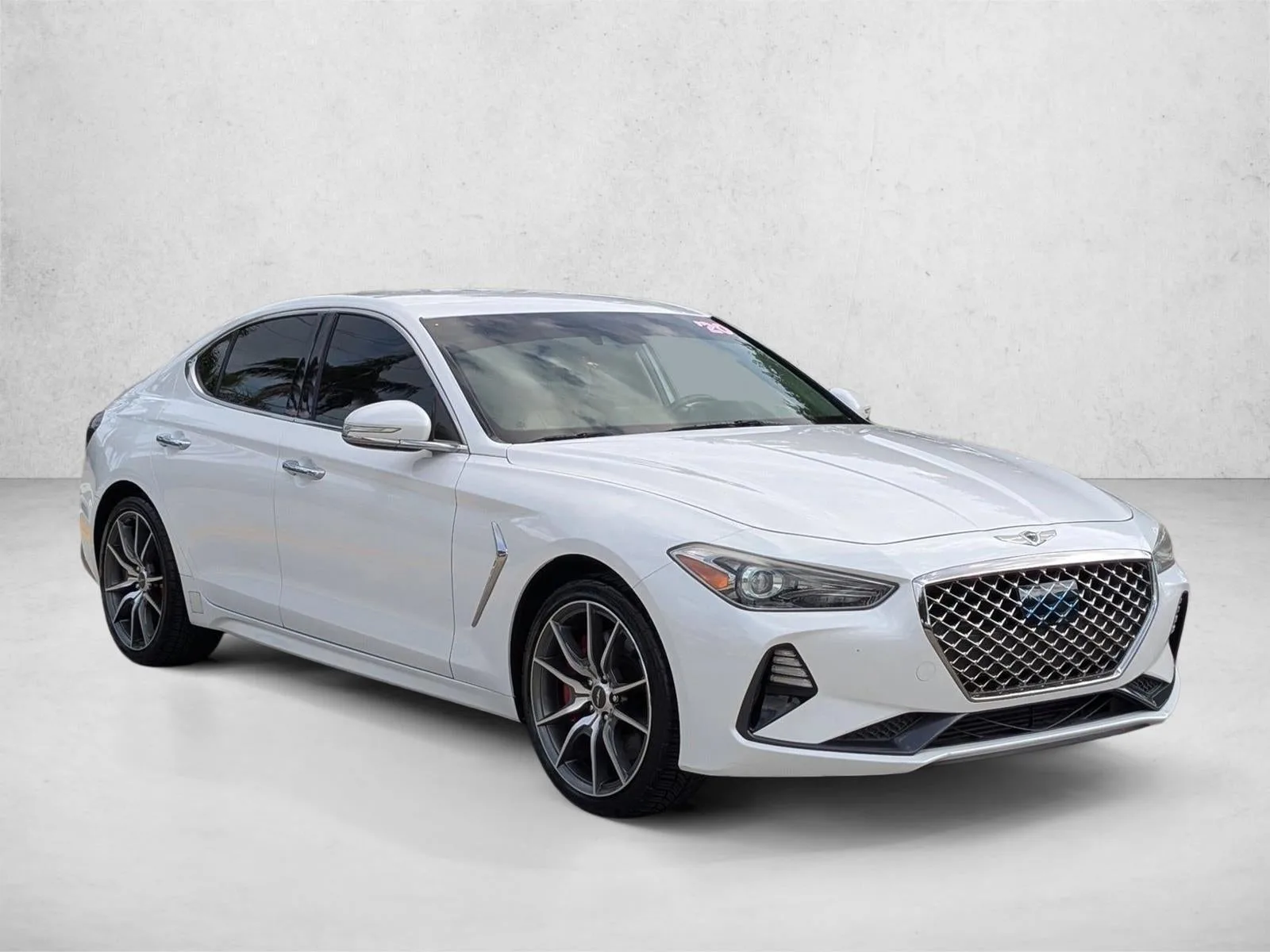 2020 Genesis G70 2.0T Sport RWD photo 3