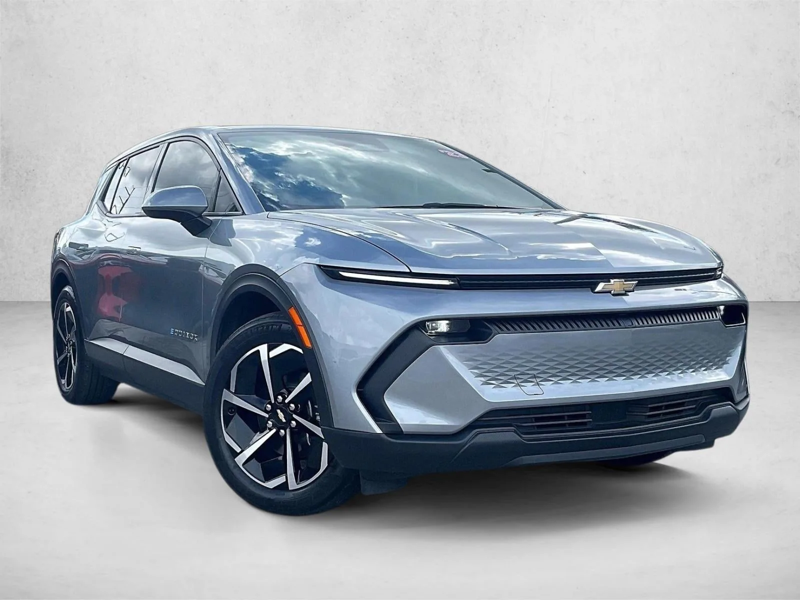 2025 Chevrolet Equinox EV LT photo 11