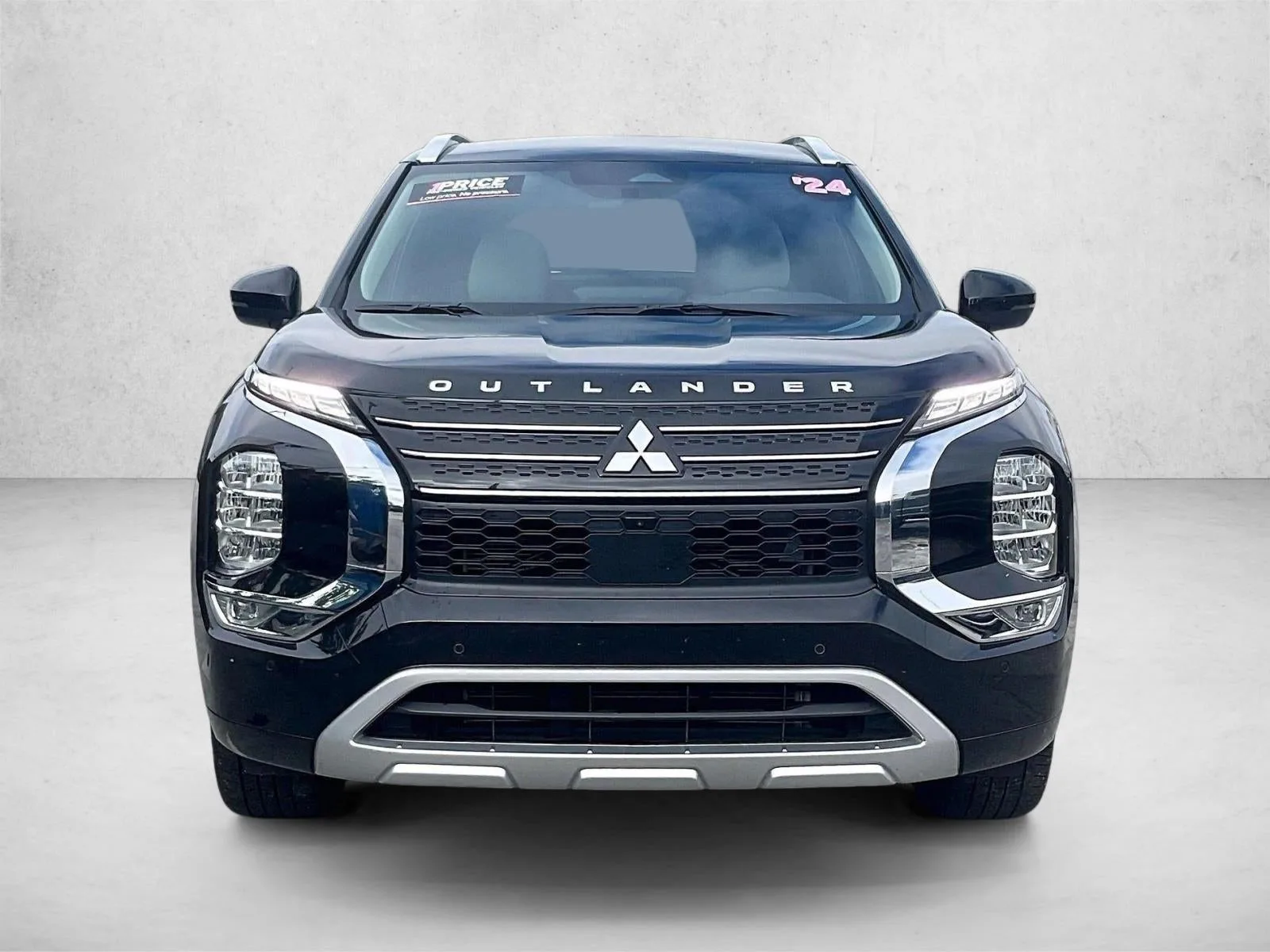 2024 Mitsubishi Outlander SEL photo 3