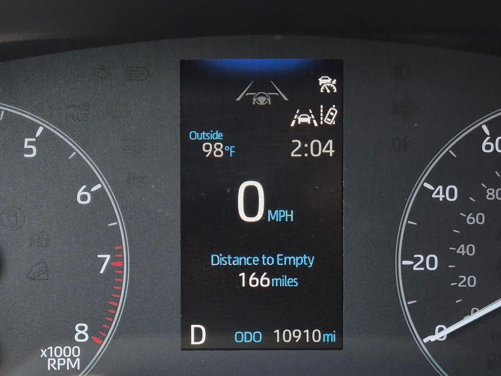 2024 Toyota Corolla Cross L 2WD (Natl) photo 10