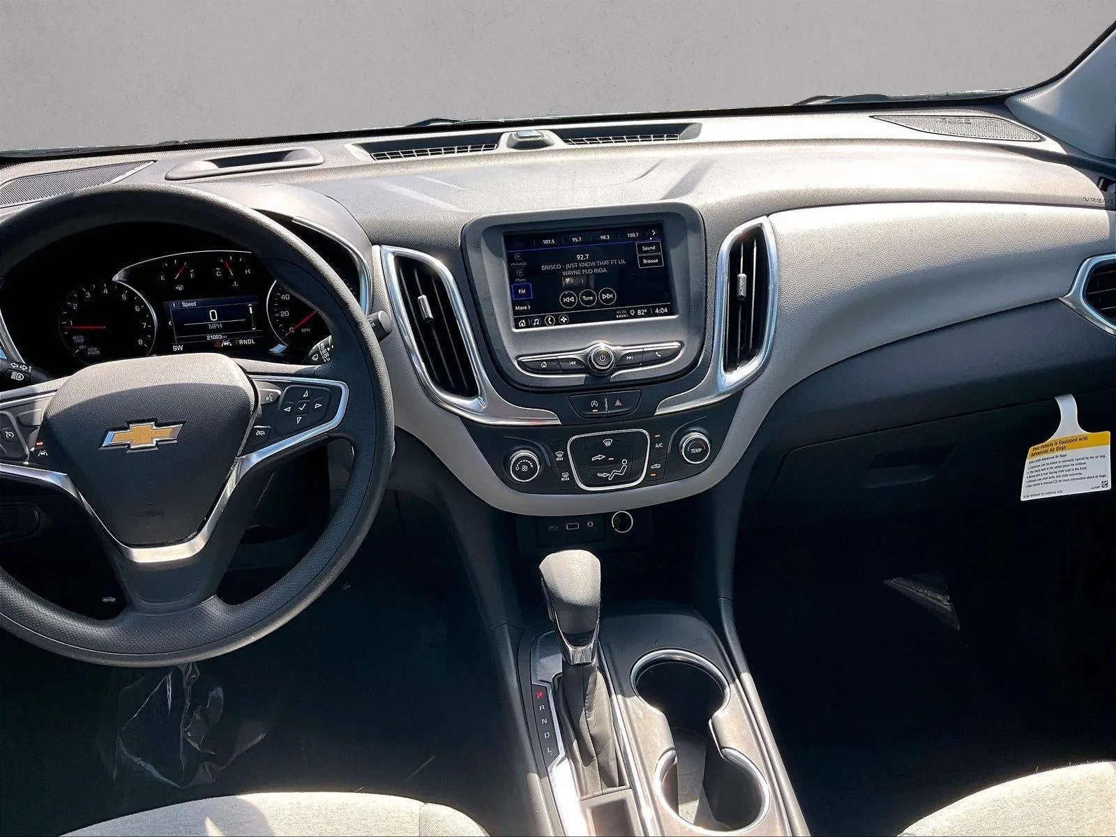 2024 Chevrolet Equinox LS photo 8