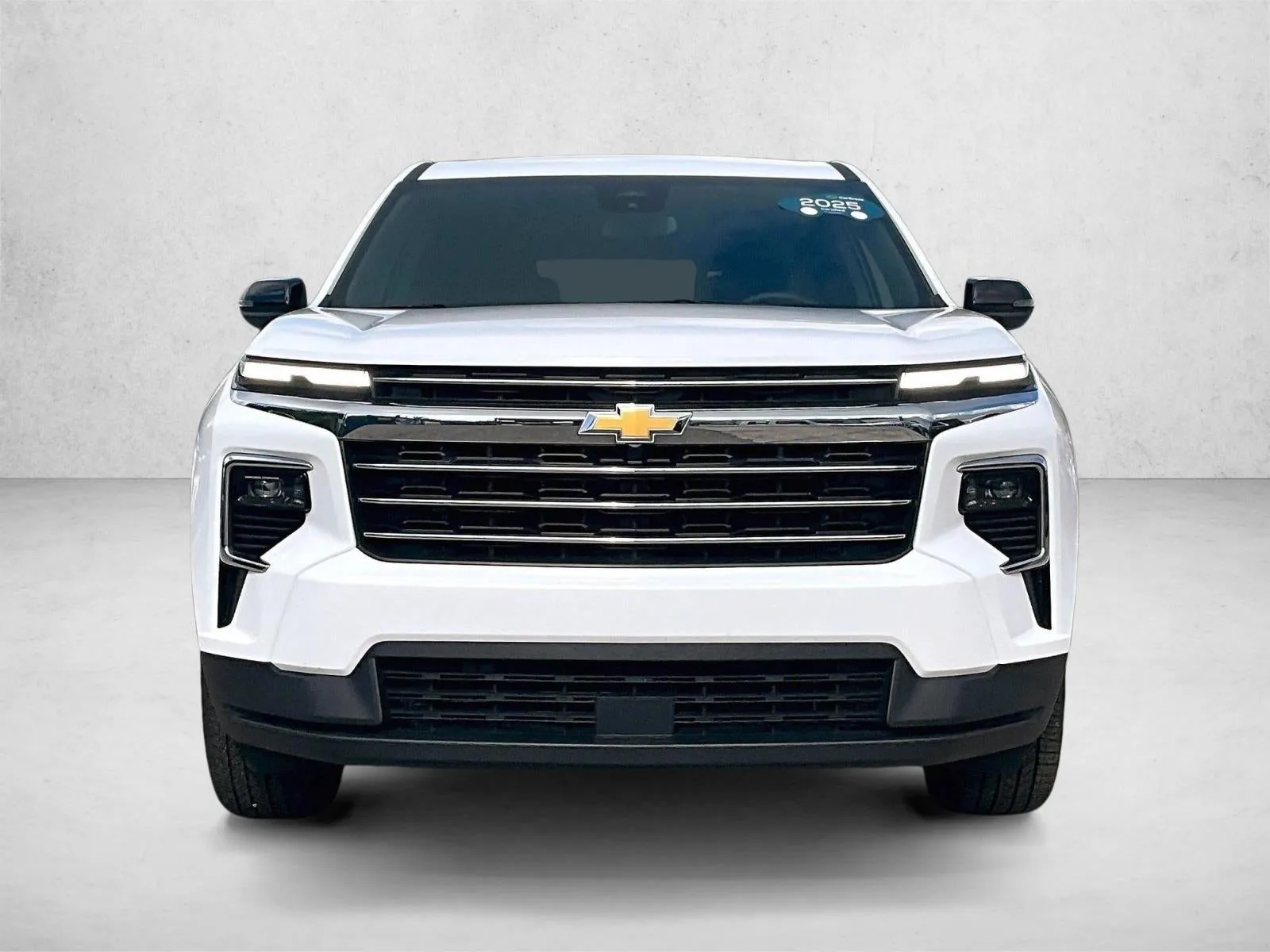 2025 Chevrolet Traverse LT photo 3