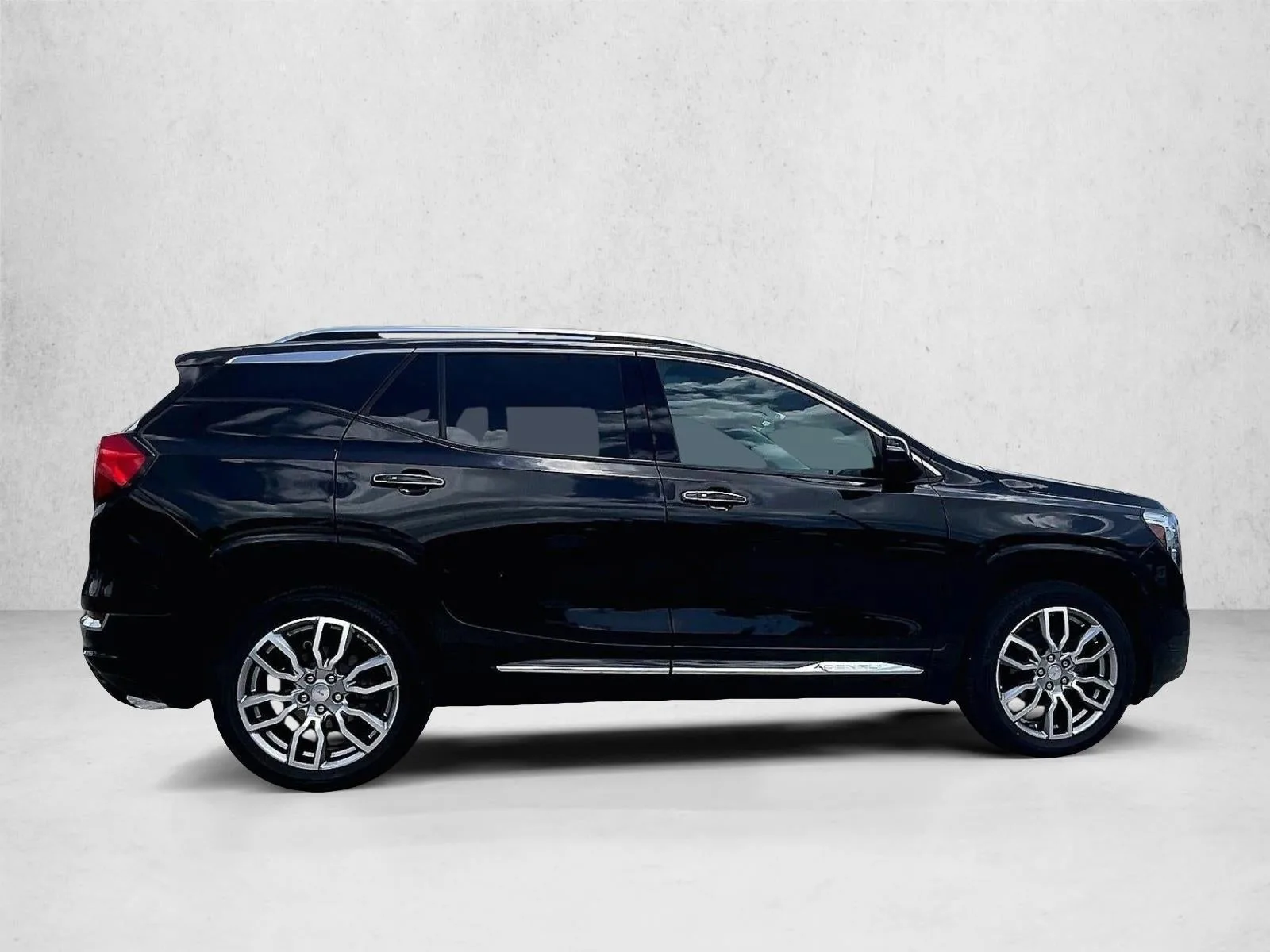 2022 GMC Terrain Denali photo 5