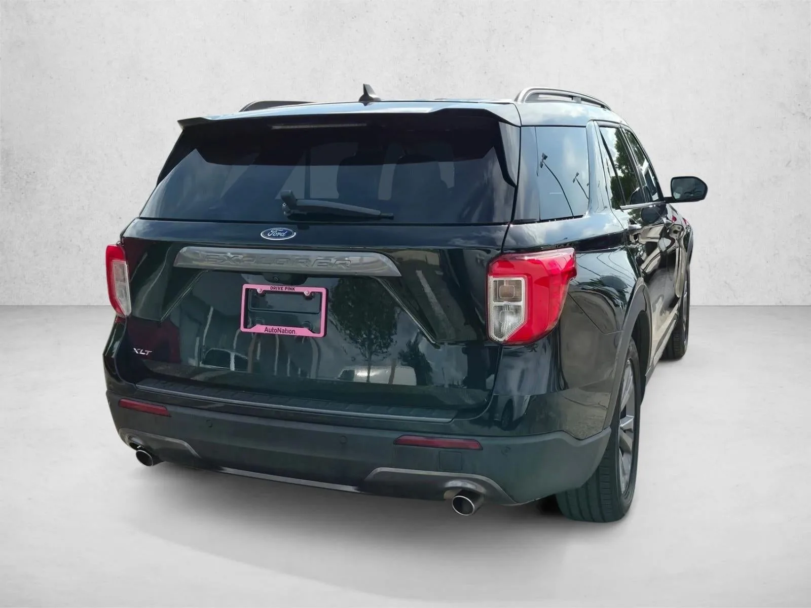 2022 Ford Explorer XLT RWD photo 5