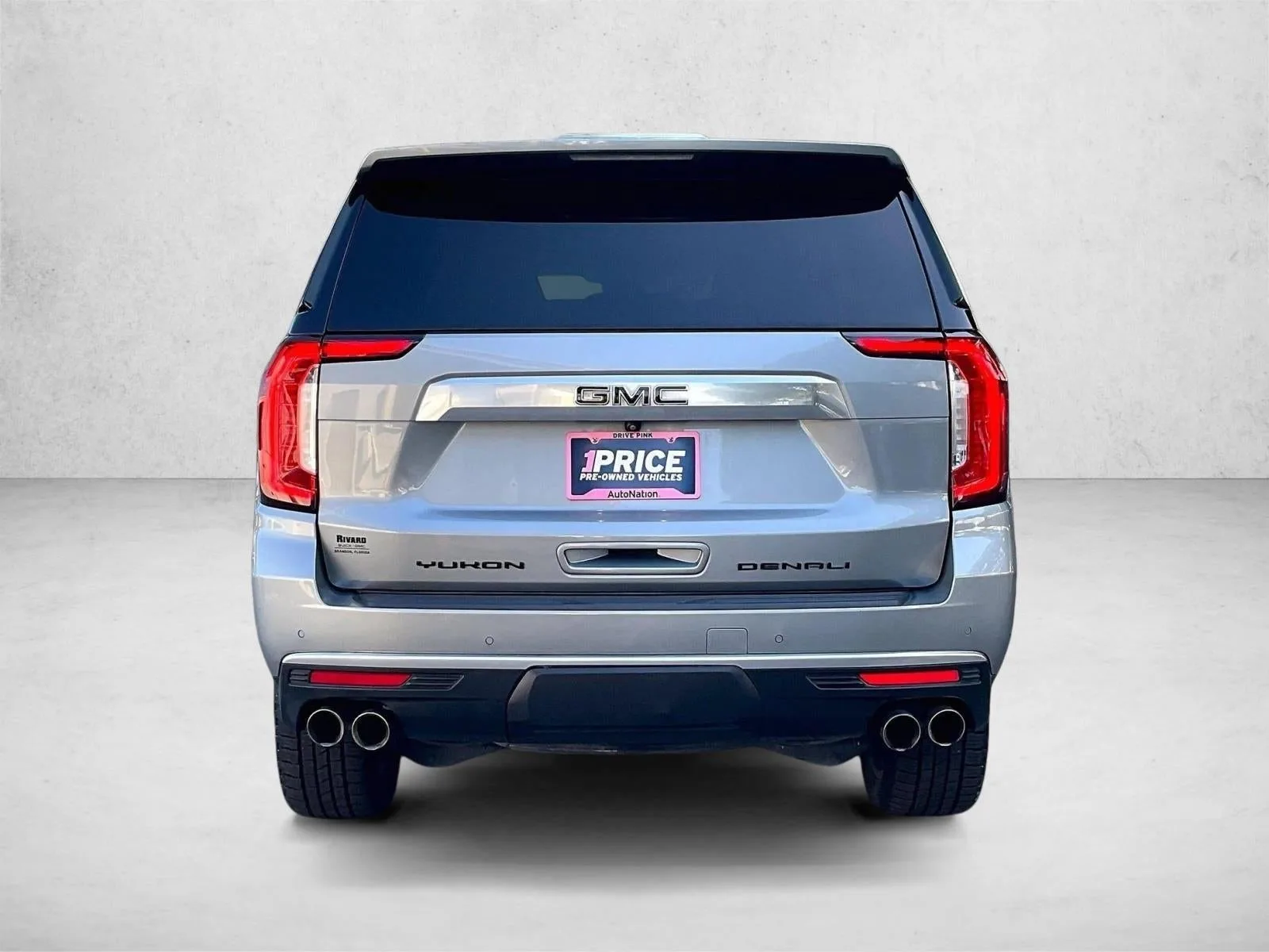 2023 GMC Yukon Denali photo 4