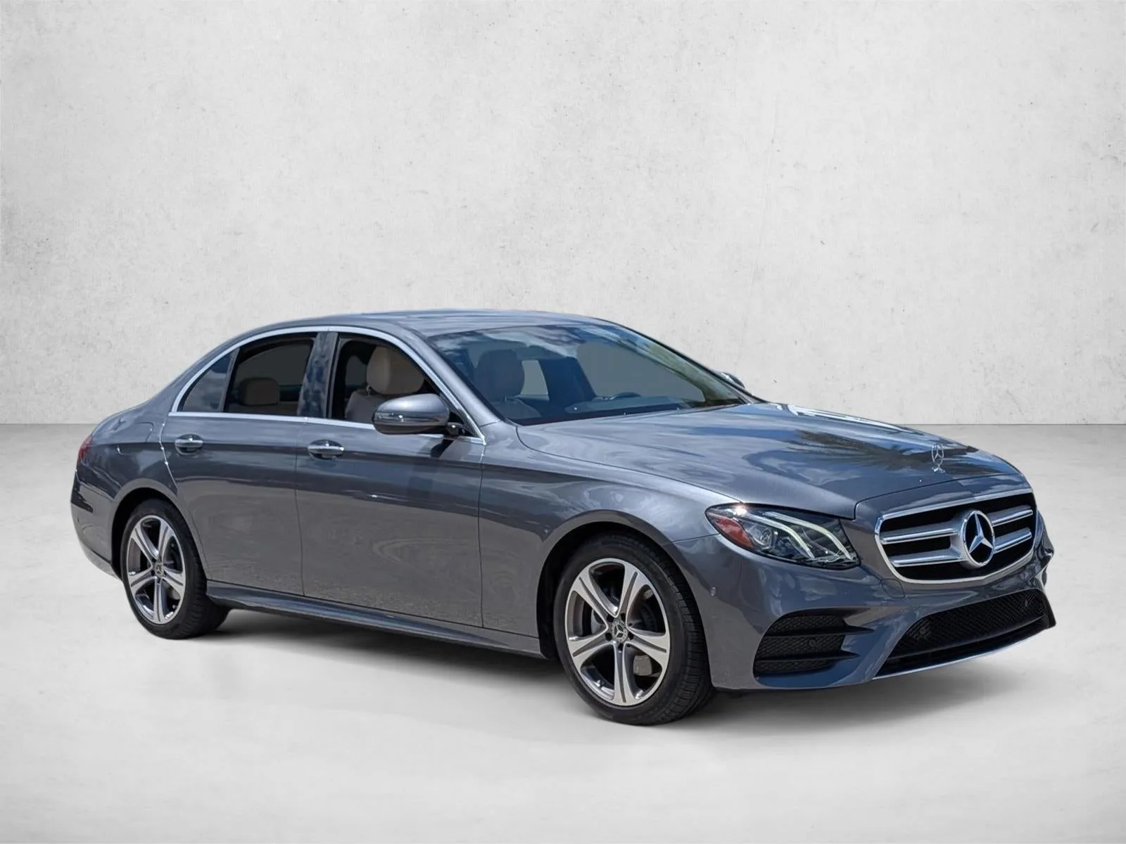 2018 Mercedes-Benz E-Class E 300 RWD Sedan photo 3