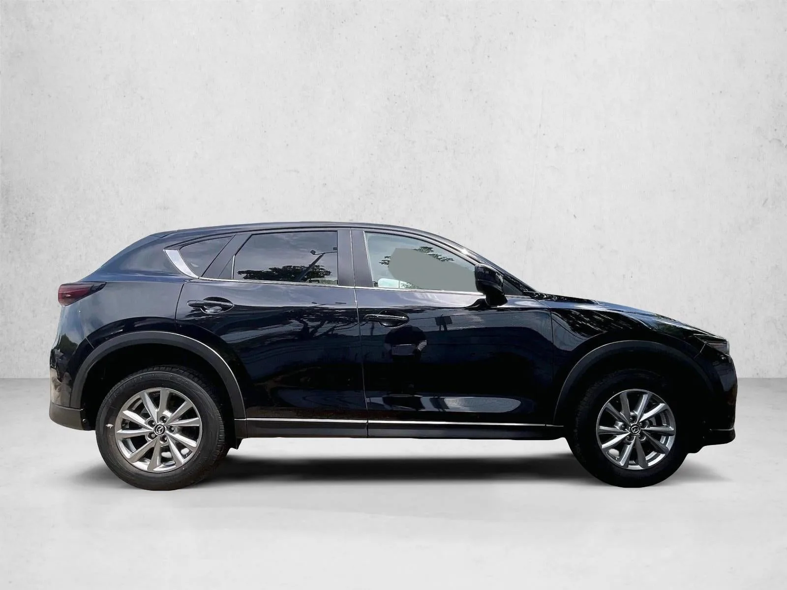 2023 Mazda CX-5 2.5 S Preferred Package photo 5