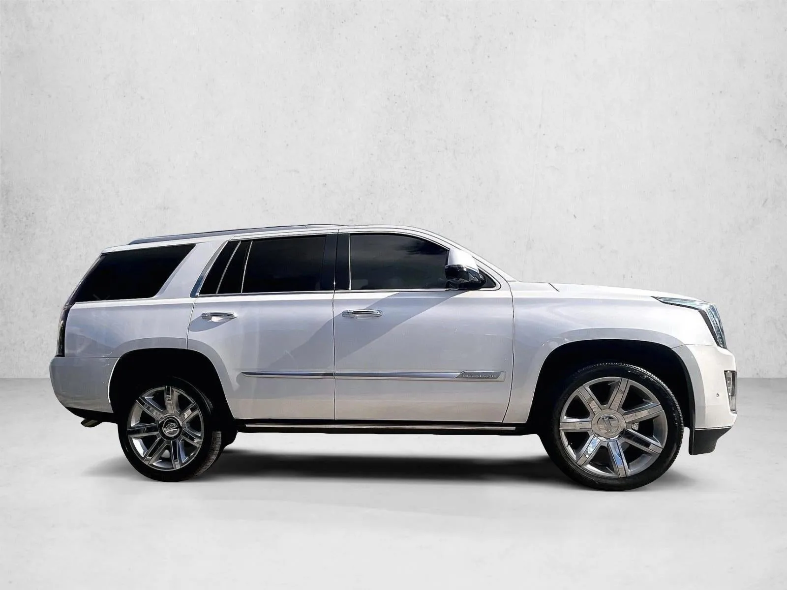 2020 Cadillac Escalade Premium Luxury photo 5