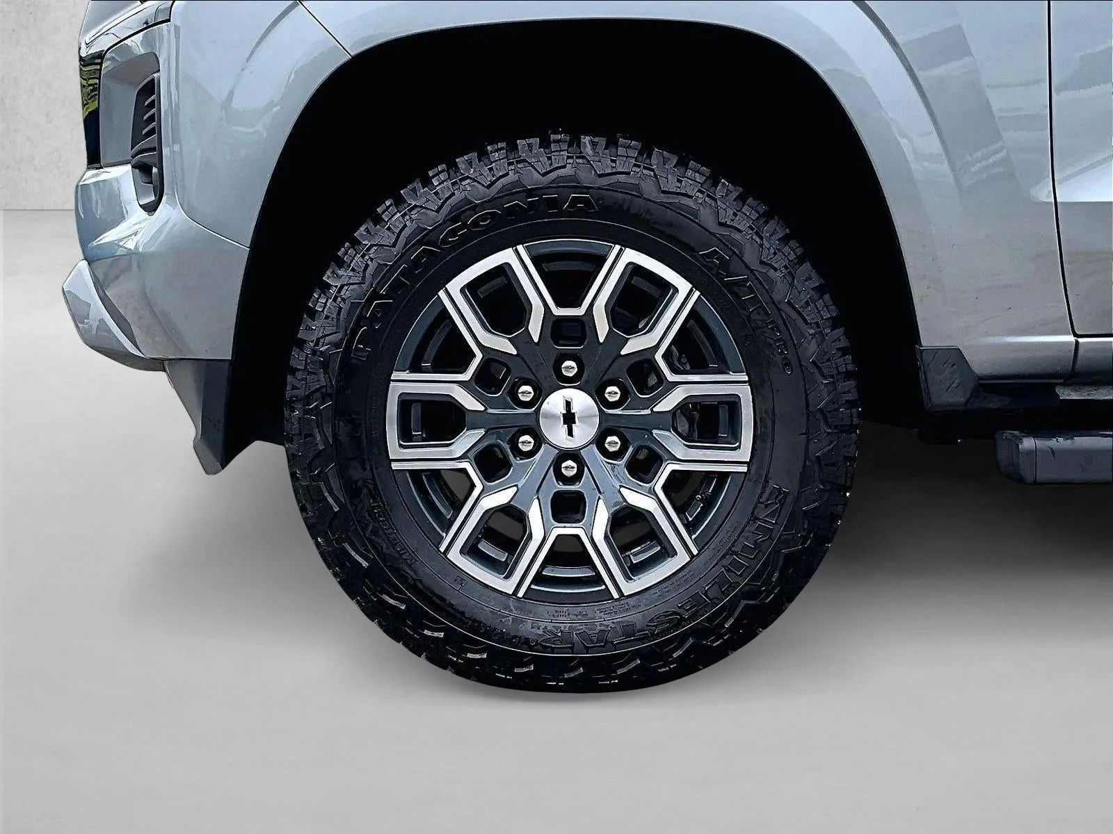 2024 Chevrolet Colorado Z71 photo 10