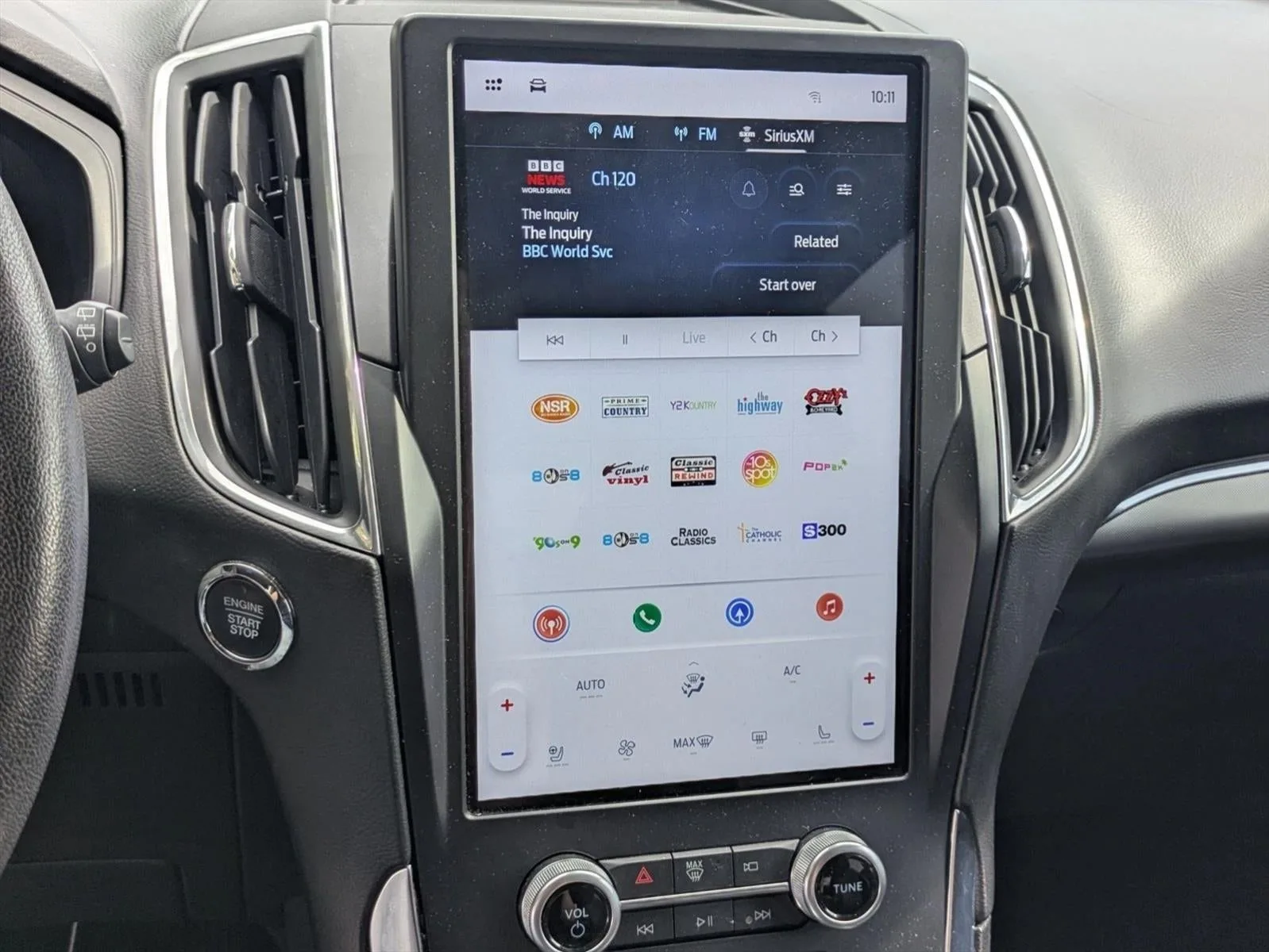 2022 Ford Edge Titanium AWD photo 11